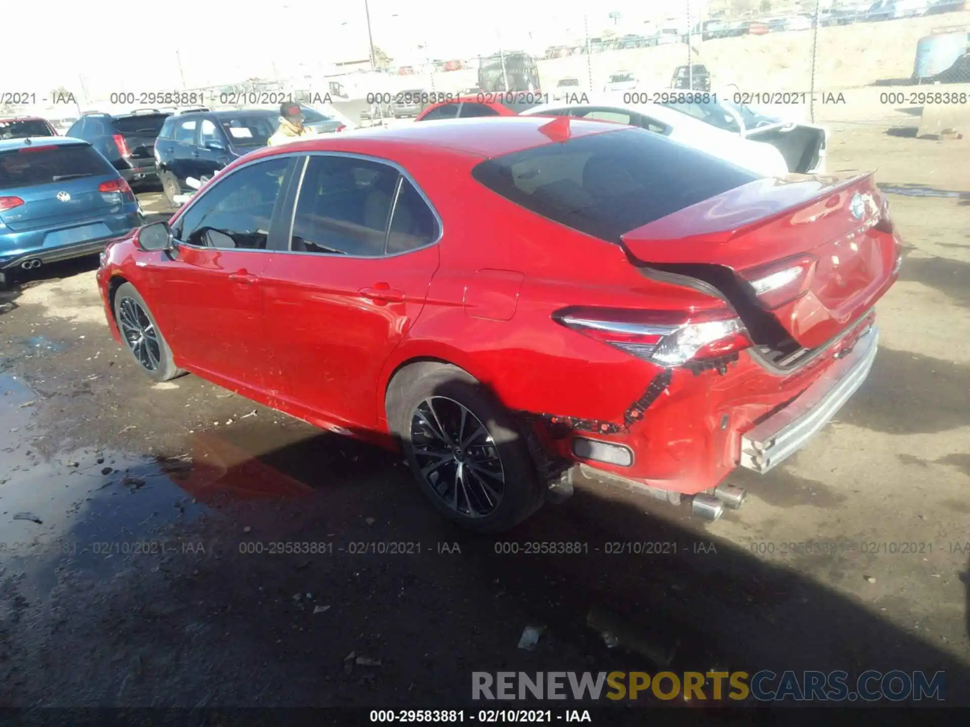 3 Photograph of a damaged car 4T1G31AK9LU014273 TOYOTA CAMRY 2020