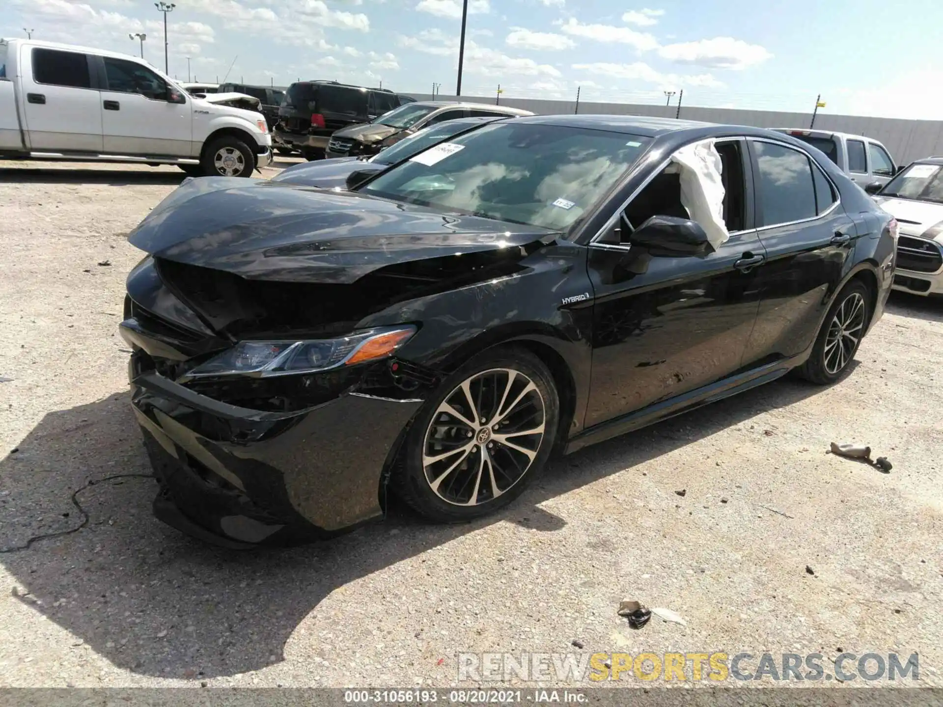 2 Photograph of a damaged car 4T1G31AK9LU014404 TOYOTA CAMRY 2020