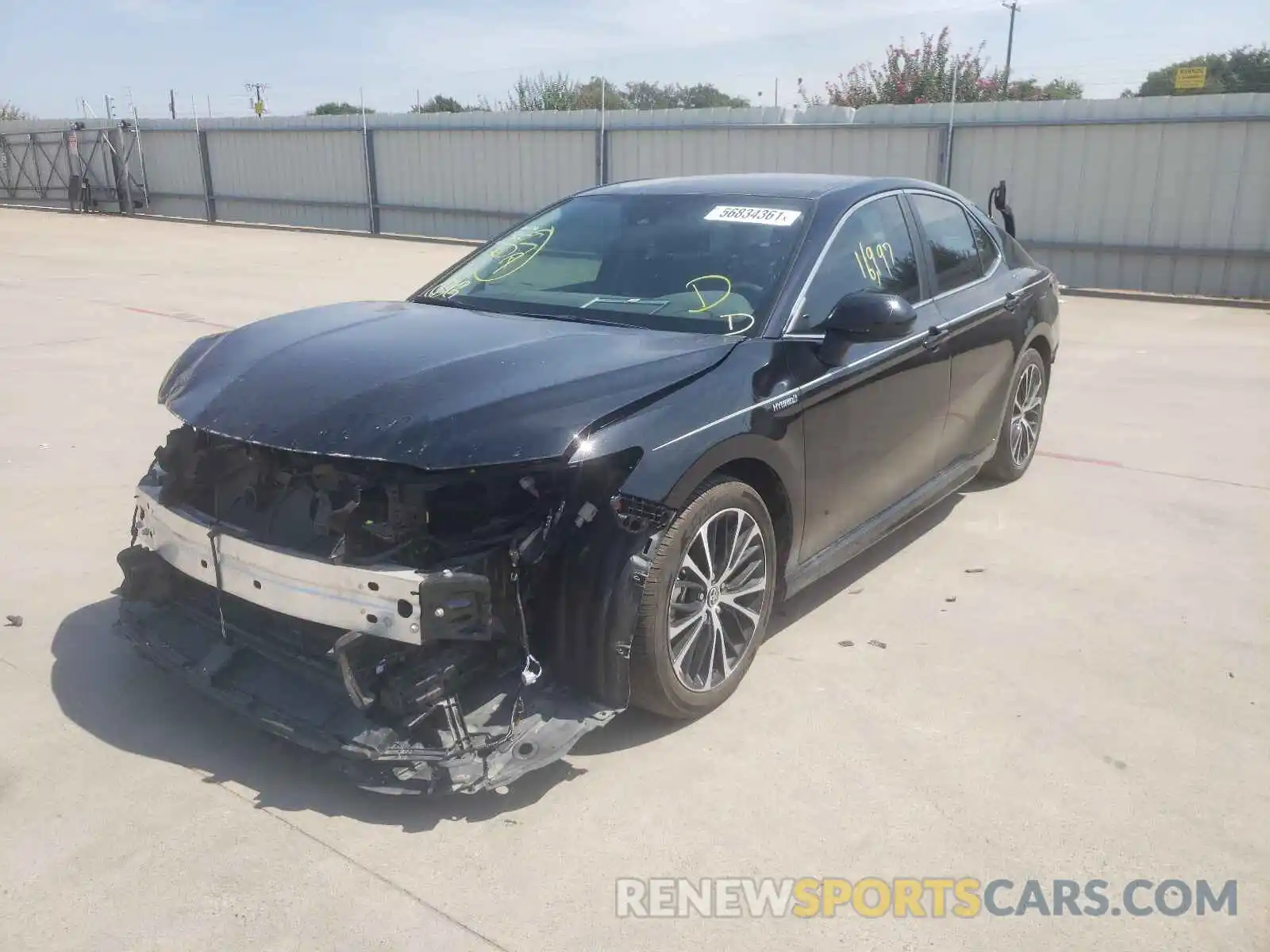 2 Photograph of a damaged car 4T1G31AK9LU534697 TOYOTA CAMRY 2020