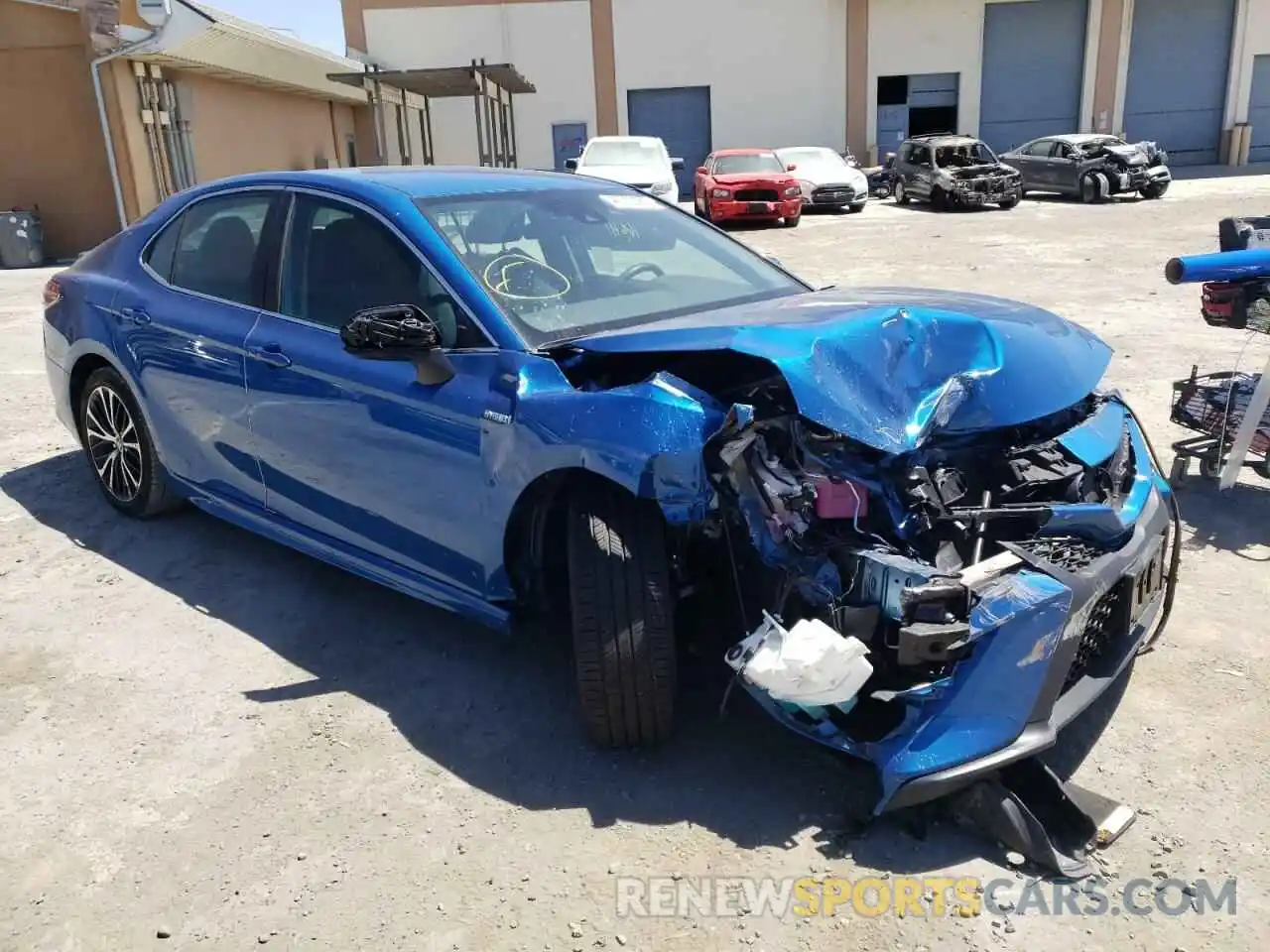 1 Photograph of a damaged car 4T1G31AKXLU010250 TOYOTA CAMRY 2020