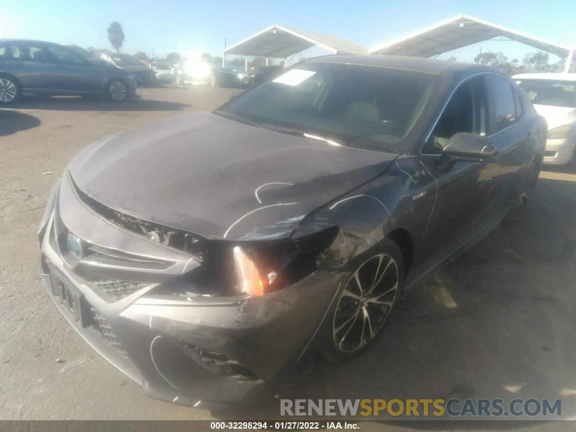 2 Photograph of a damaged car 4T1G31AKXLU012466 TOYOTA CAMRY 2020