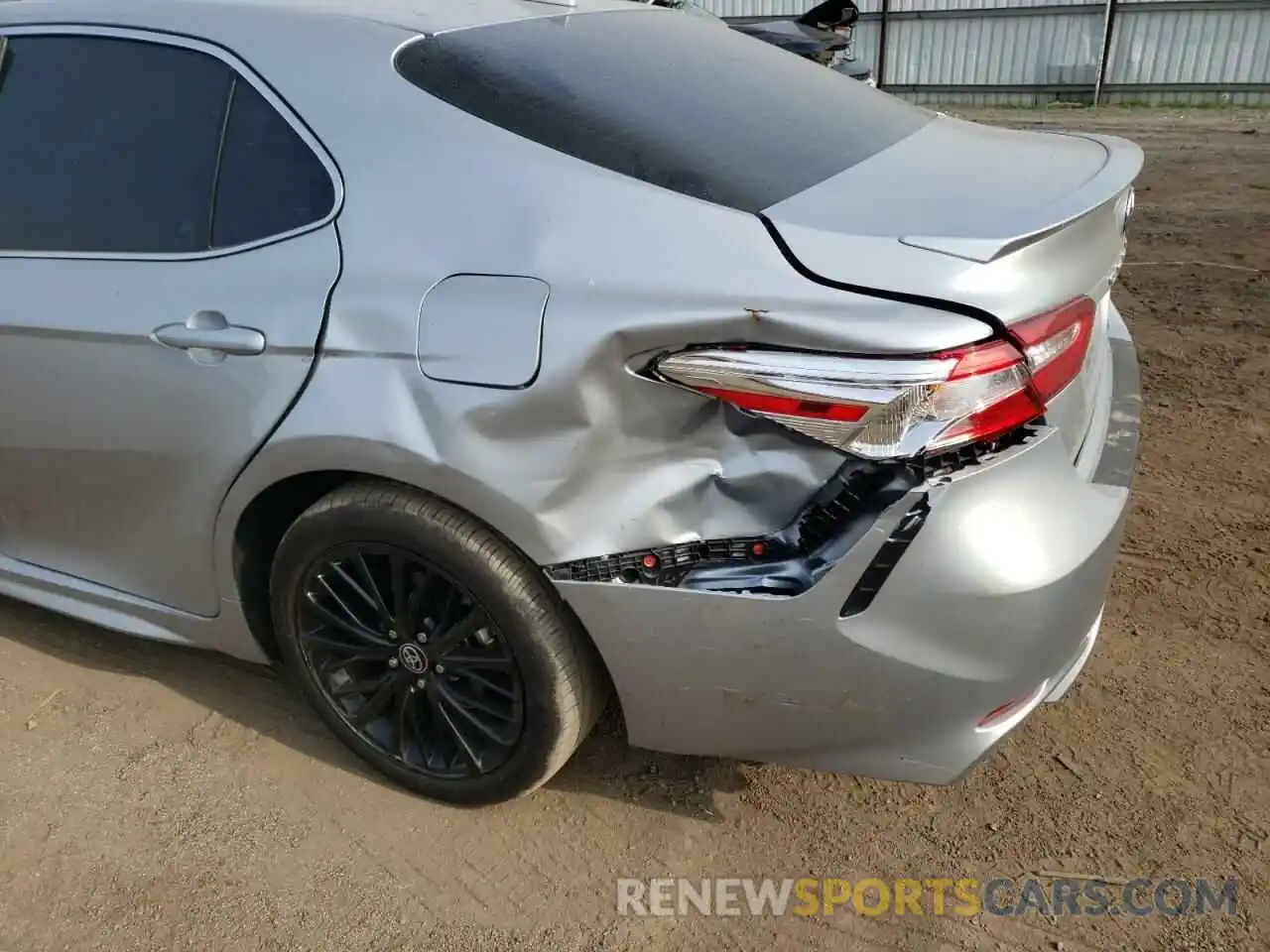 9 Photograph of a damaged car 4T1G31AKXLU015366 TOYOTA CAMRY 2020