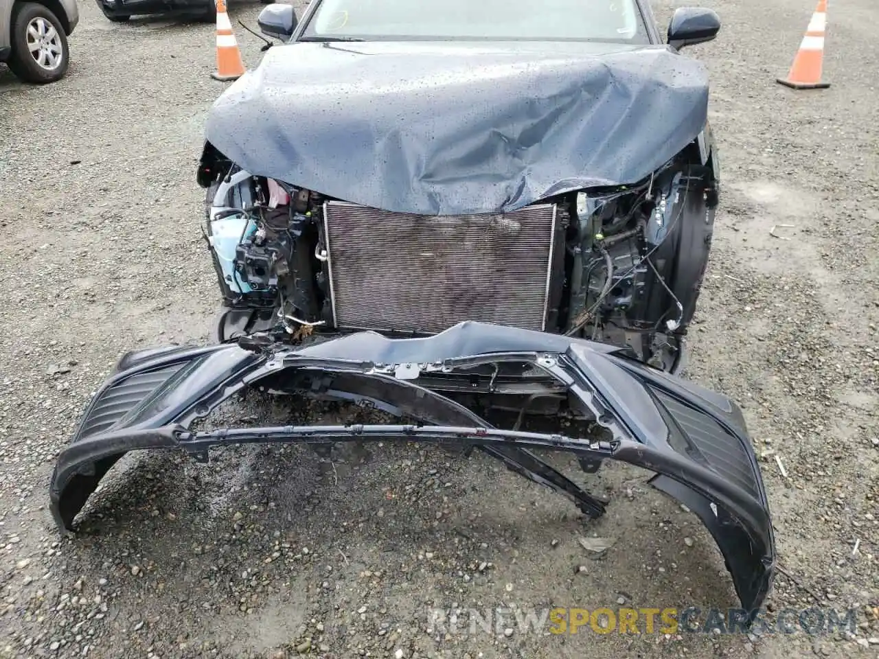 9 Photograph of a damaged car 4T1G31AKXLU525166 TOYOTA CAMRY 2020