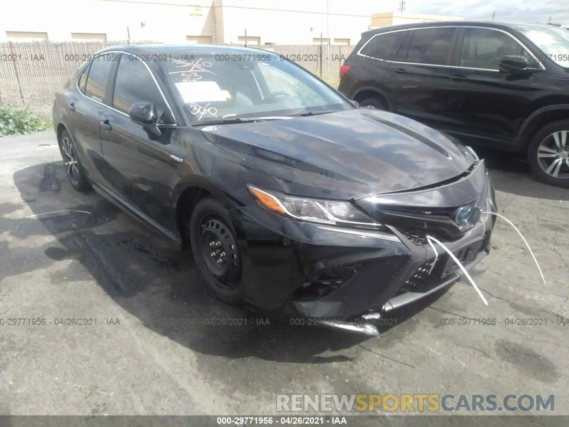 1 Photograph of a damaged car 4T1G31AKXLU537446 TOYOTA CAMRY 2020