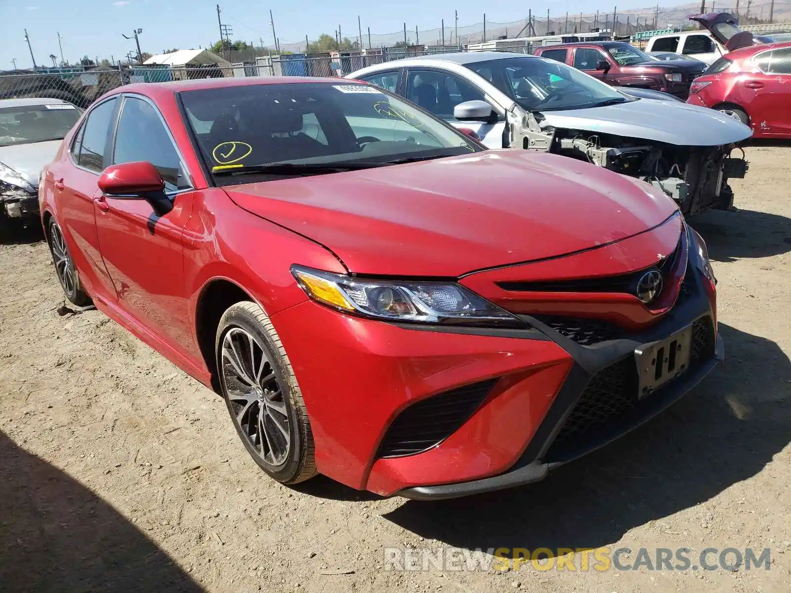 1 Photograph of a damaged car 4T1J11AK0LU322427 TOYOTA CAMRY 2020