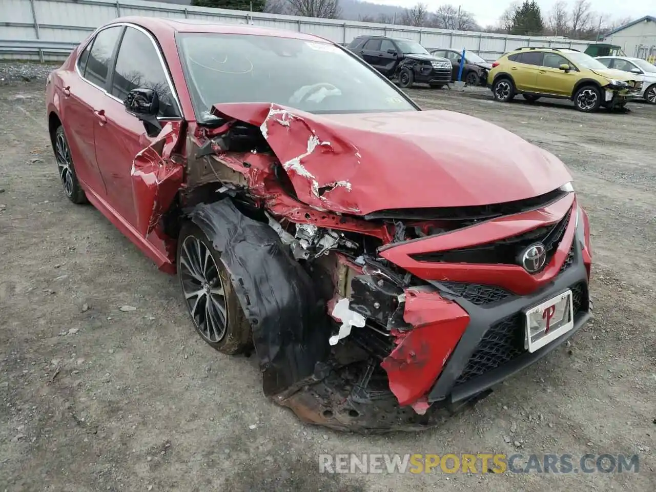 1 Photograph of a damaged car 4T1J11AK1LU303997 TOYOTA CAMRY 2020