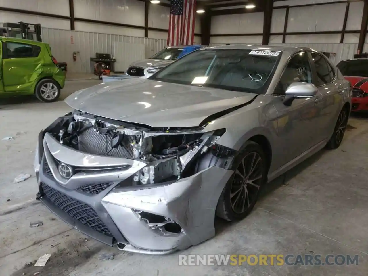 2 Photograph of a damaged car 4T1J11AK1LU370647 TOYOTA CAMRY 2020