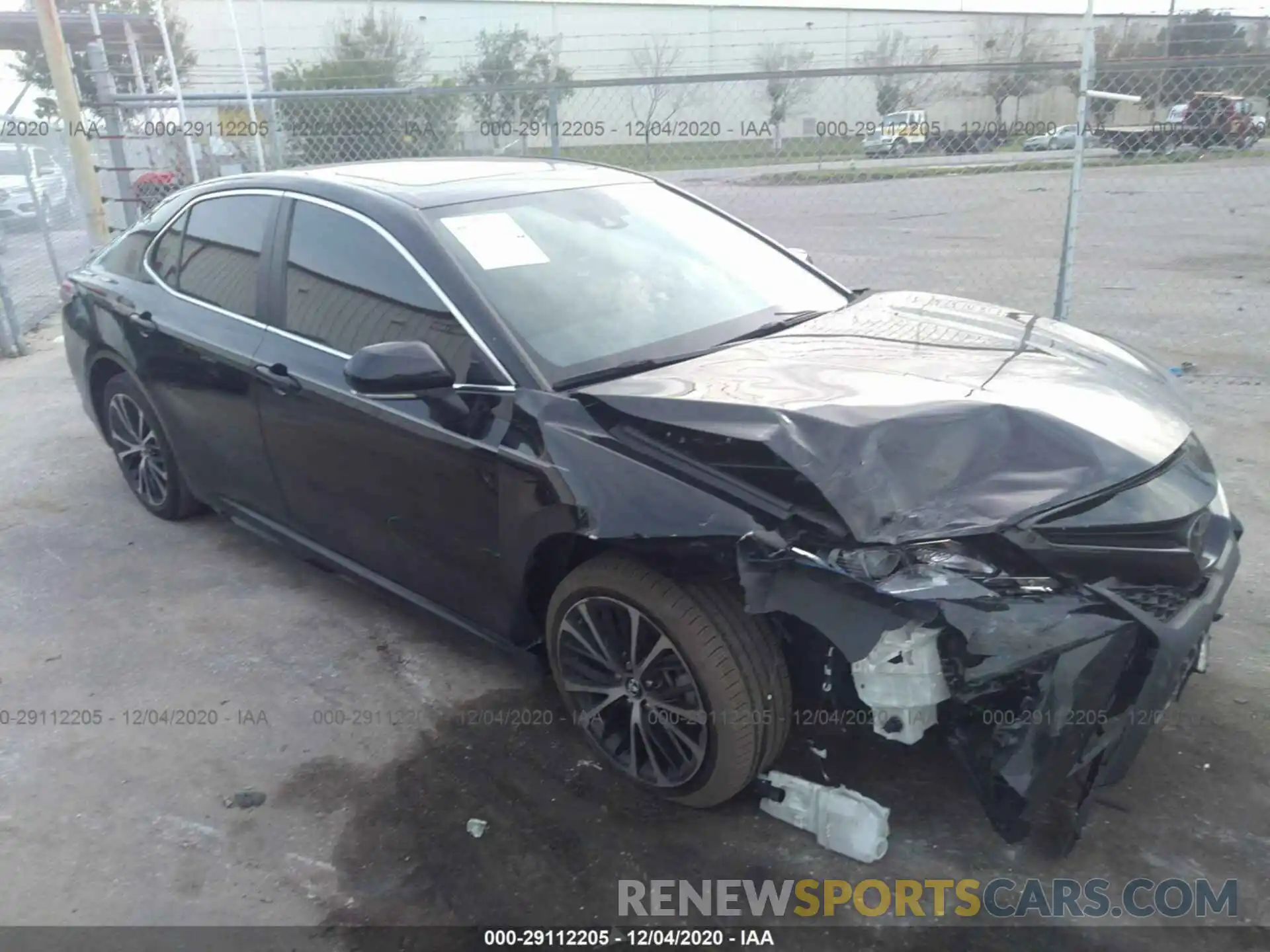 1 Photograph of a damaged car 4T1J11AK1LU934216 TOYOTA CAMRY 2020