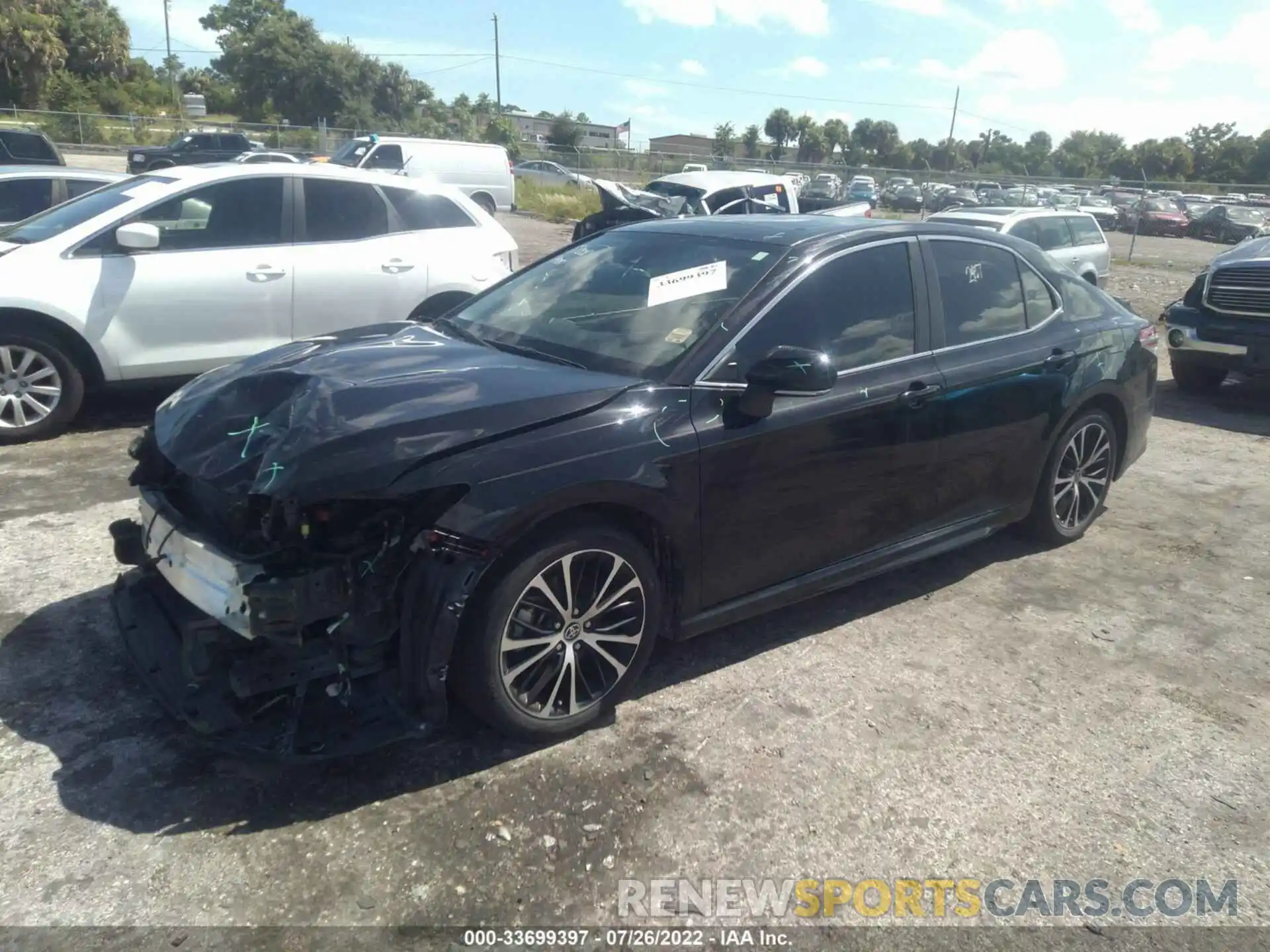 2 Photograph of a damaged car 4T1J11AK1LU973680 TOYOTA CAMRY 2020