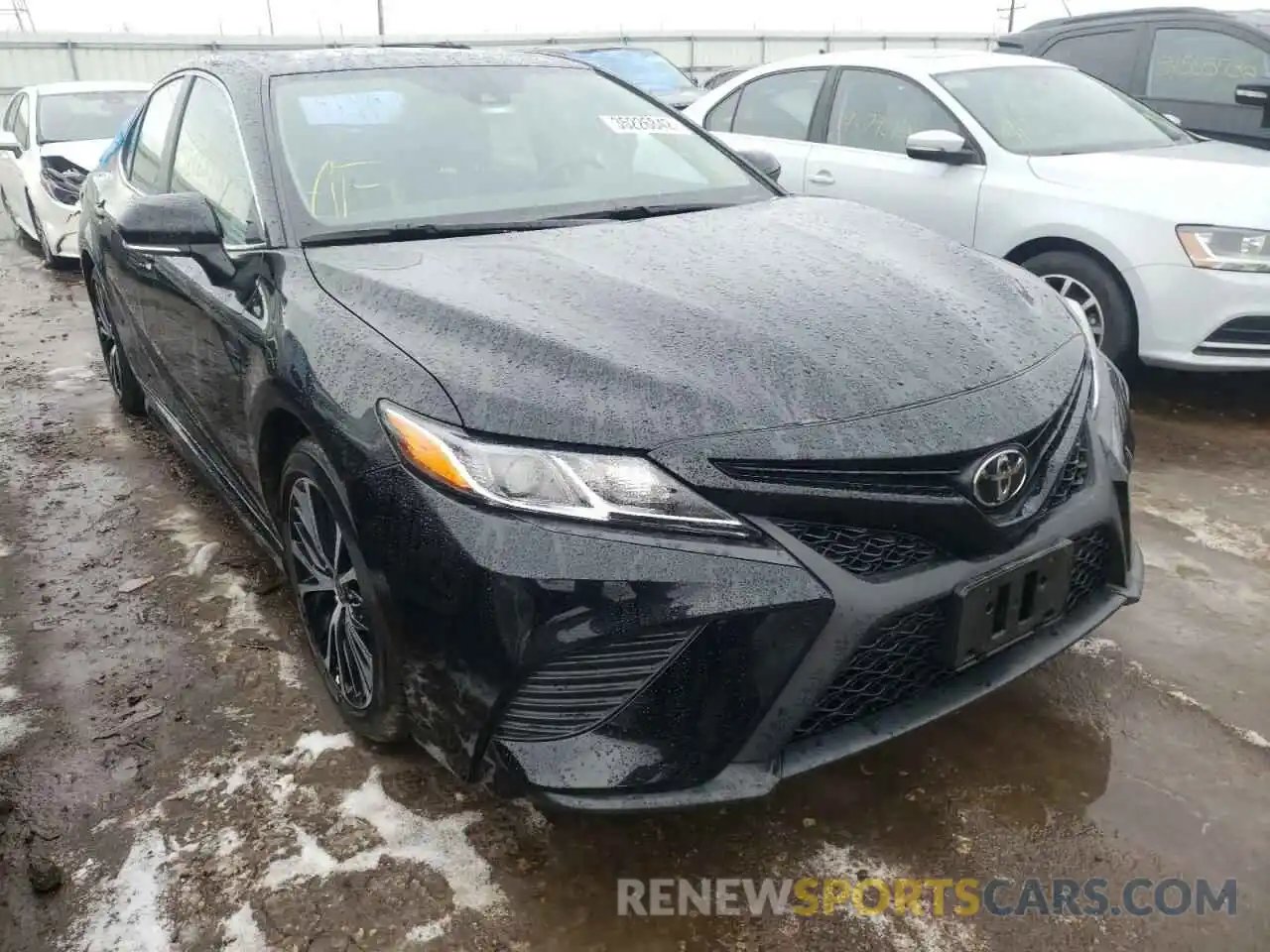 1 Photograph of a damaged car 4T1J11AK1LU999907 TOYOTA CAMRY 2020