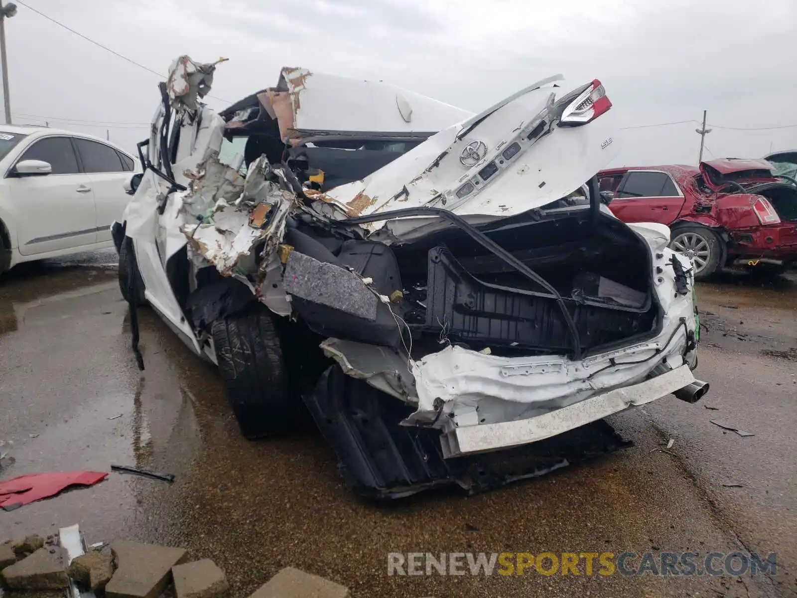 3 Photograph of a damaged car 4T1J11AK2LU935519 TOYOTA CAMRY 2020