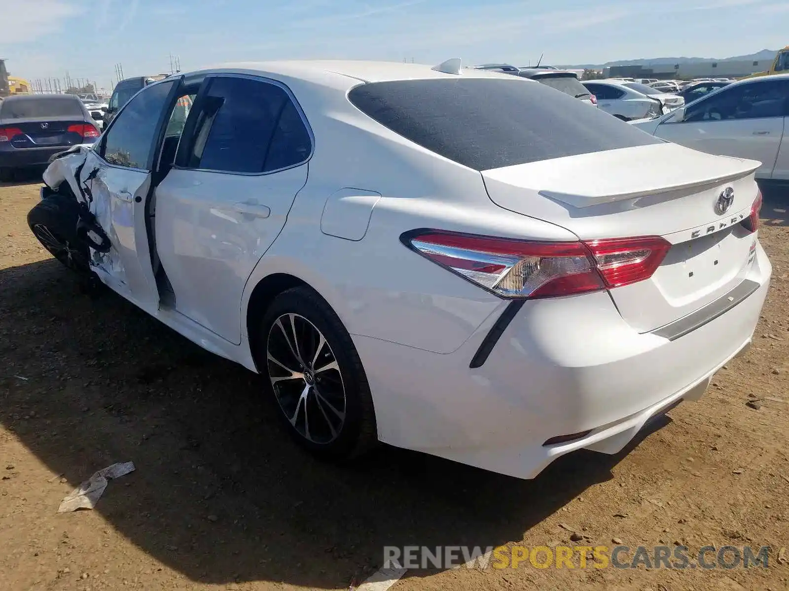 3 Photograph of a damaged car 4T1J11AK3LU308523 TOYOTA CAMRY 2020