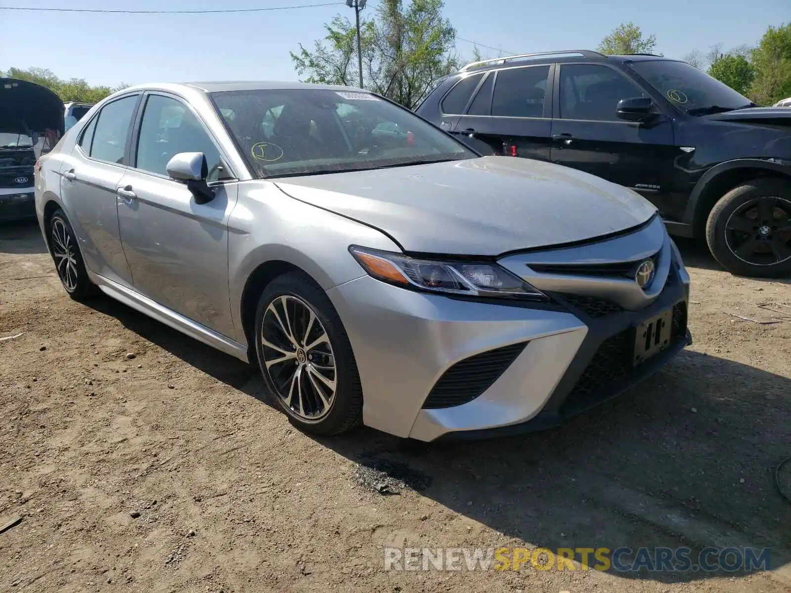 9 Photograph of a damaged car 4T1J11AK3LU363649 TOYOTA CAMRY 2020