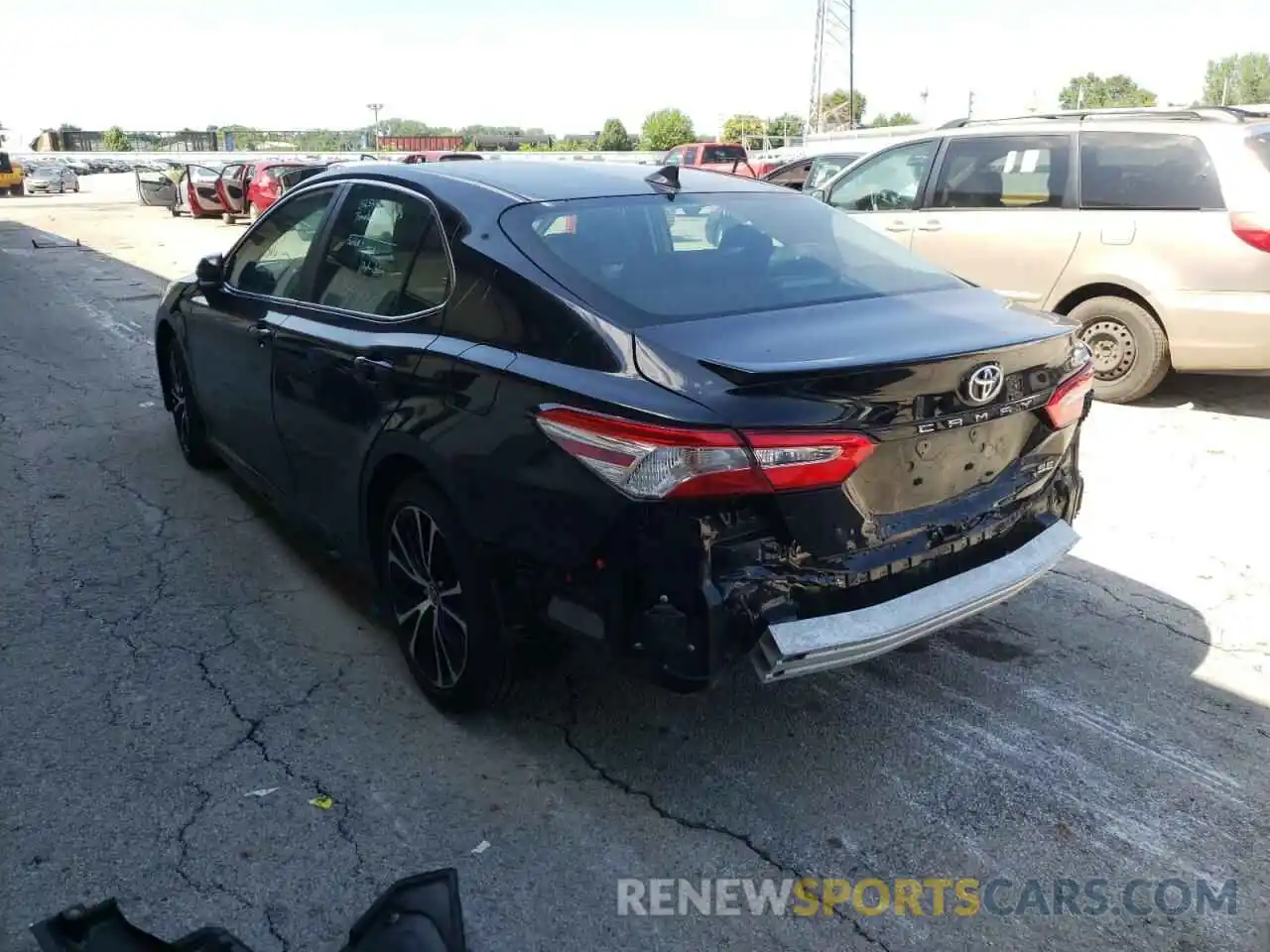 3 Photograph of a damaged car 4T1J11AK3LU388129 TOYOTA CAMRY 2020