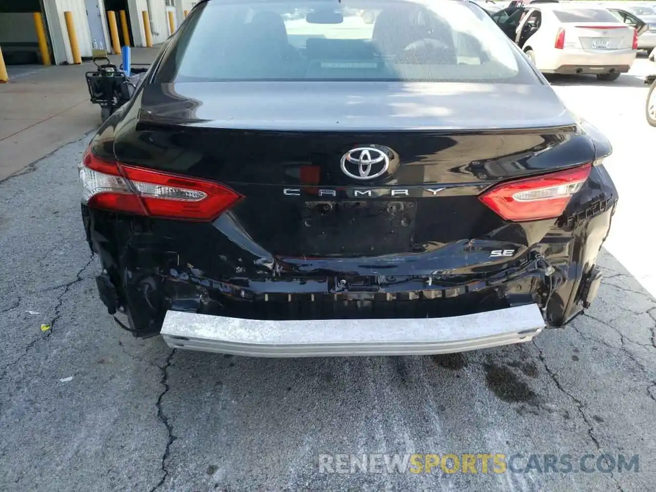 9 Photograph of a damaged car 4T1J11AK3LU388129 TOYOTA CAMRY 2020