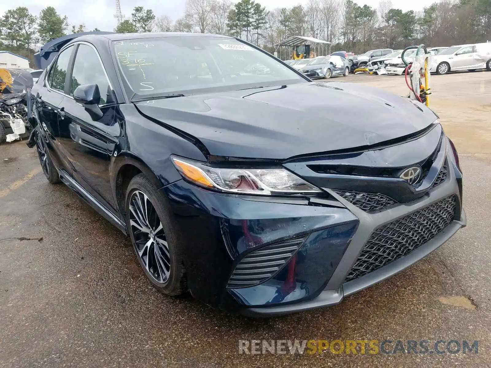 1 Photograph of a damaged car 4T1J11AK4LU303296 TOYOTA CAMRY 2020