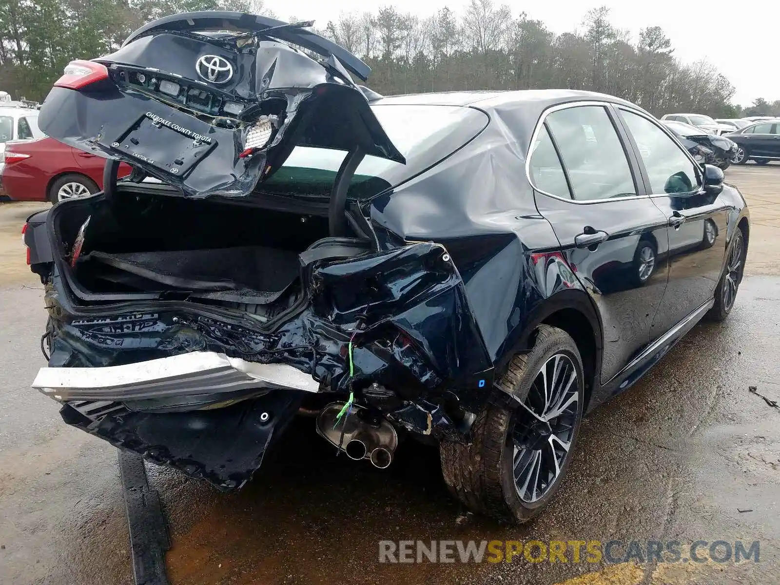 4 Photograph of a damaged car 4T1J11AK4LU303296 TOYOTA CAMRY 2020