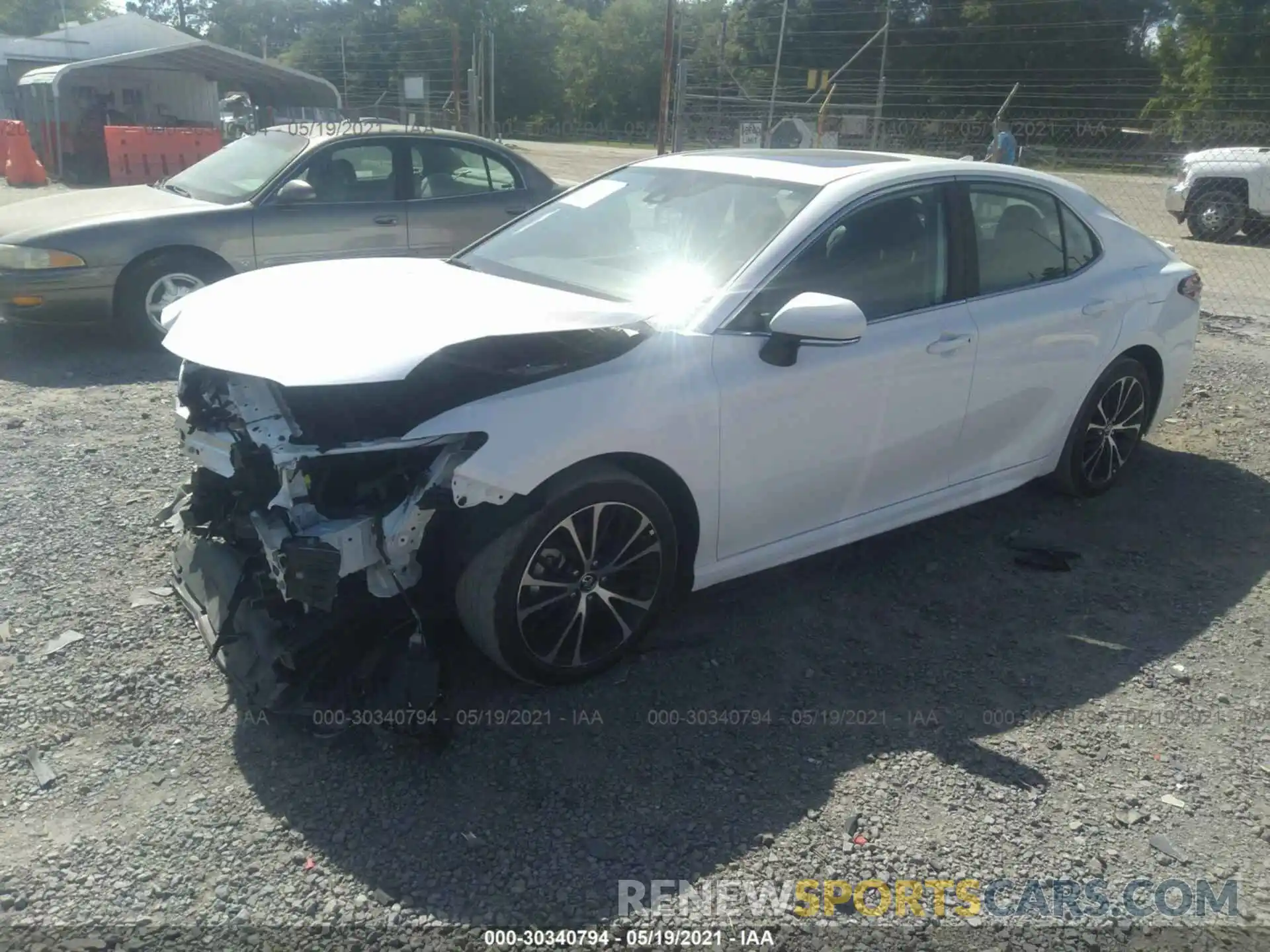 2 Photograph of a damaged car 4T1J11AK4LU303637 TOYOTA CAMRY 2020