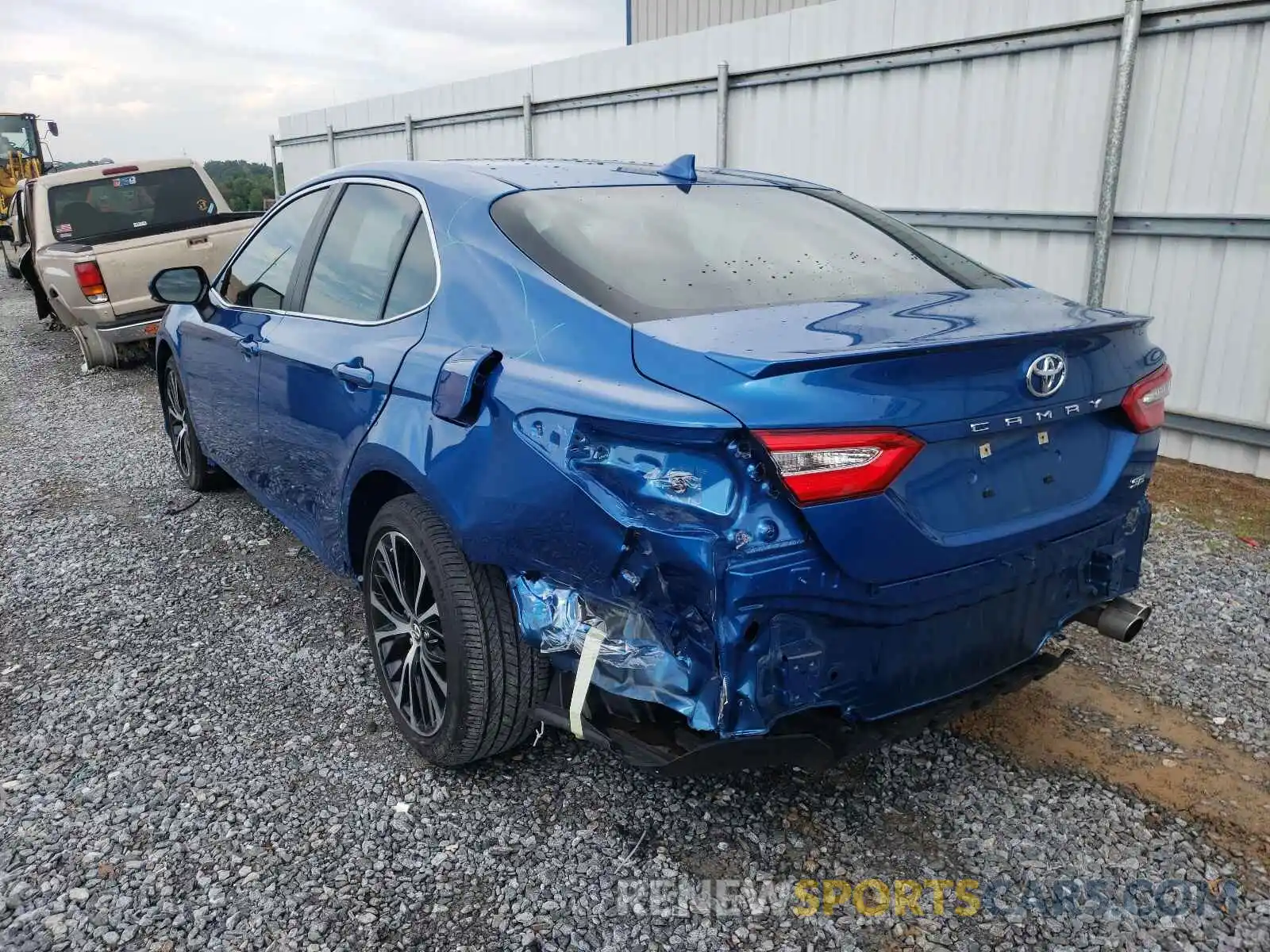 3 Photograph of a damaged car 4T1J11AK4LU317280 TOYOTA CAMRY 2020