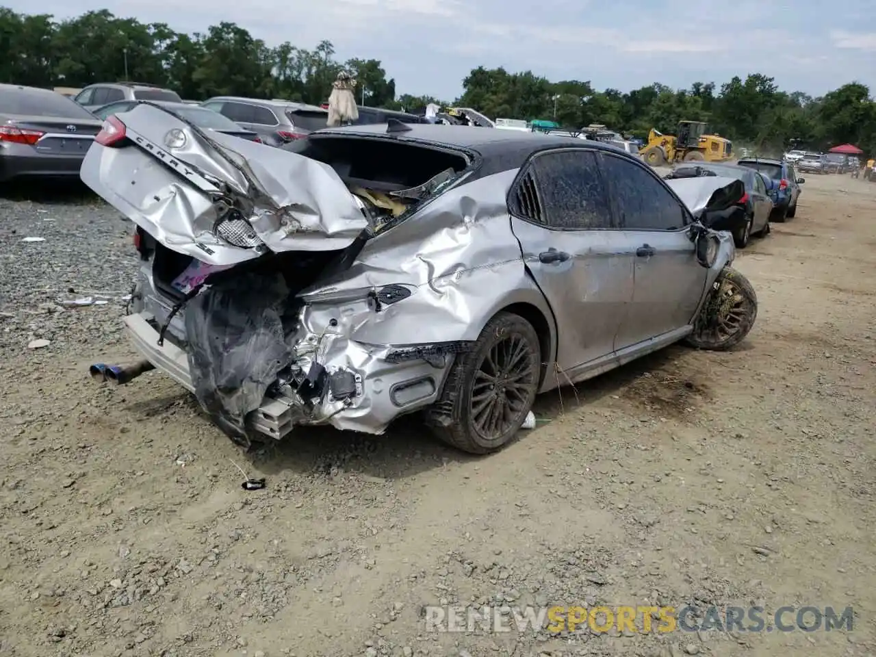 4 Photograph of a damaged car 4T1J11AK4LU875999 TOYOTA CAMRY 2020