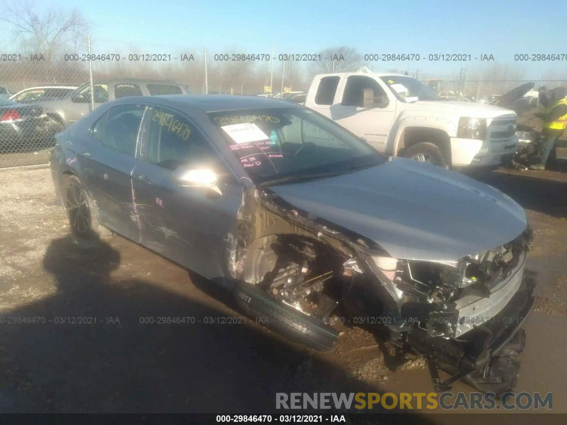 1 Photograph of a damaged car 4T1J11AK5LU866390 TOYOTA CAMRY 2020