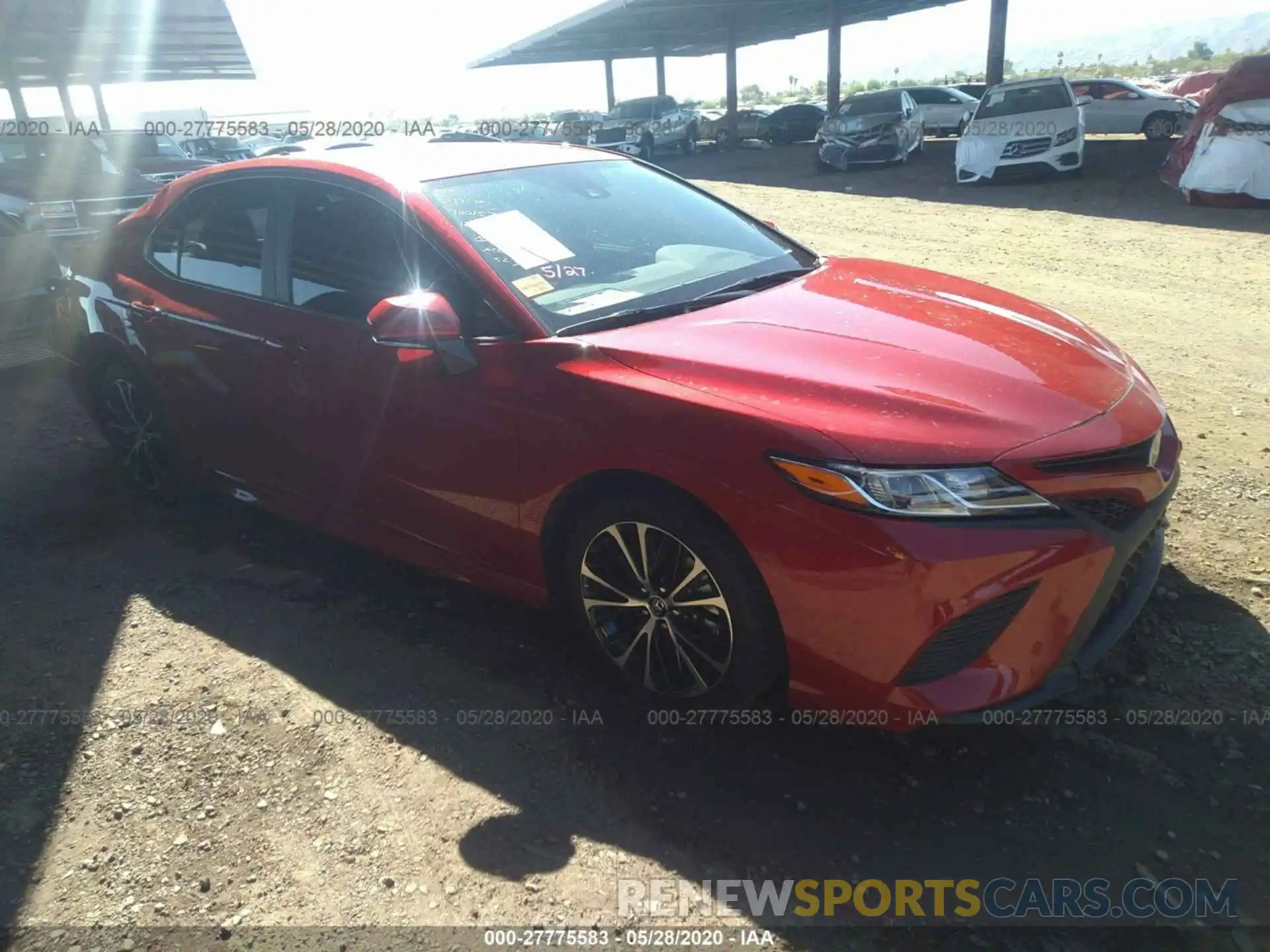 1 Photograph of a damaged car 4T1J11AK6LU304692 TOYOTA CAMRY 2020