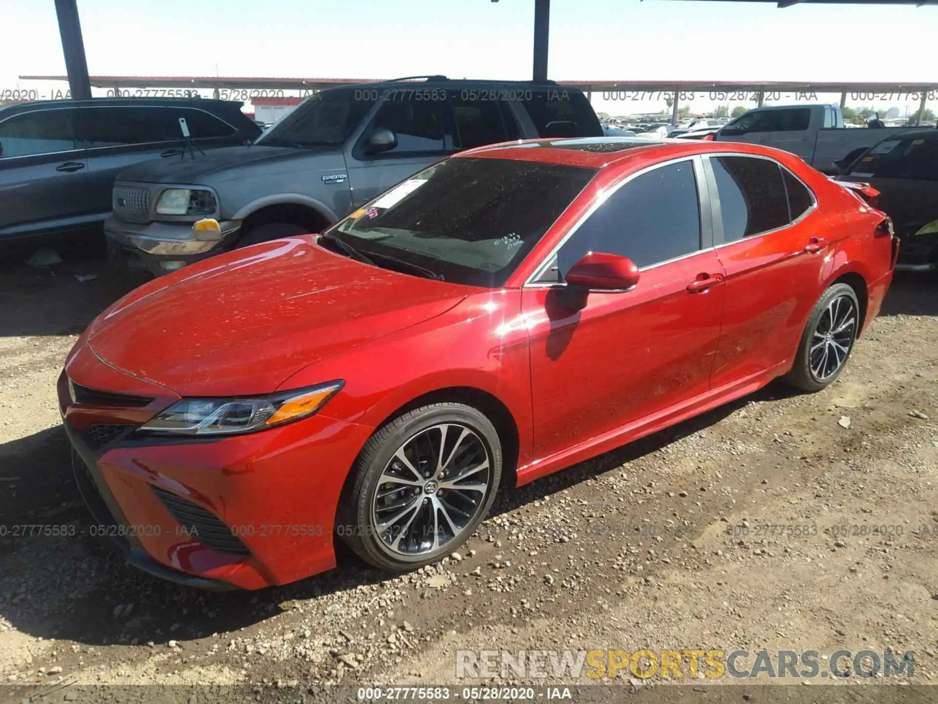 2 Photograph of a damaged car 4T1J11AK6LU304692 TOYOTA CAMRY 2020