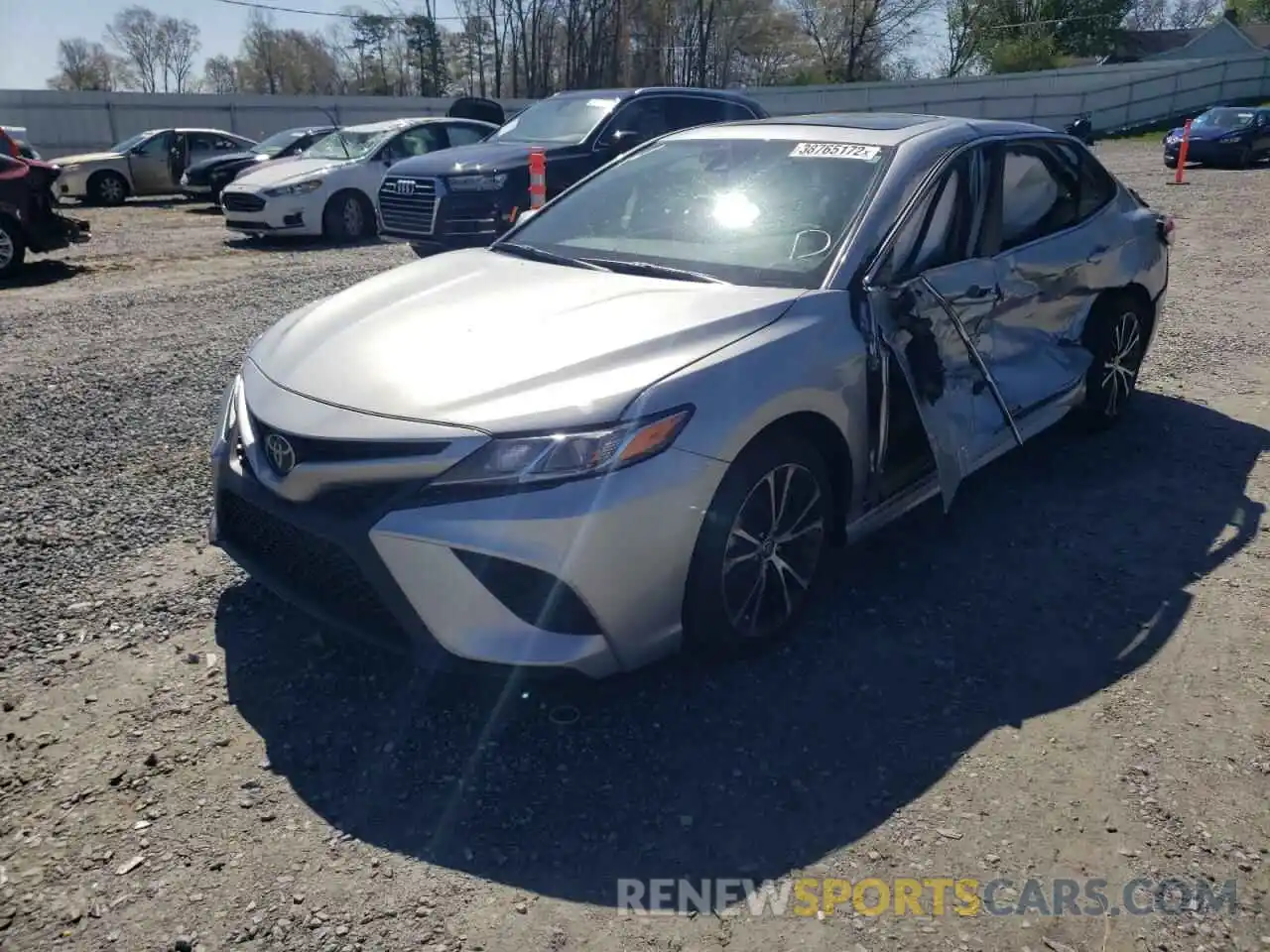 2 Photograph of a damaged car 4T1J11AK6LU985727 TOYOTA CAMRY 2020