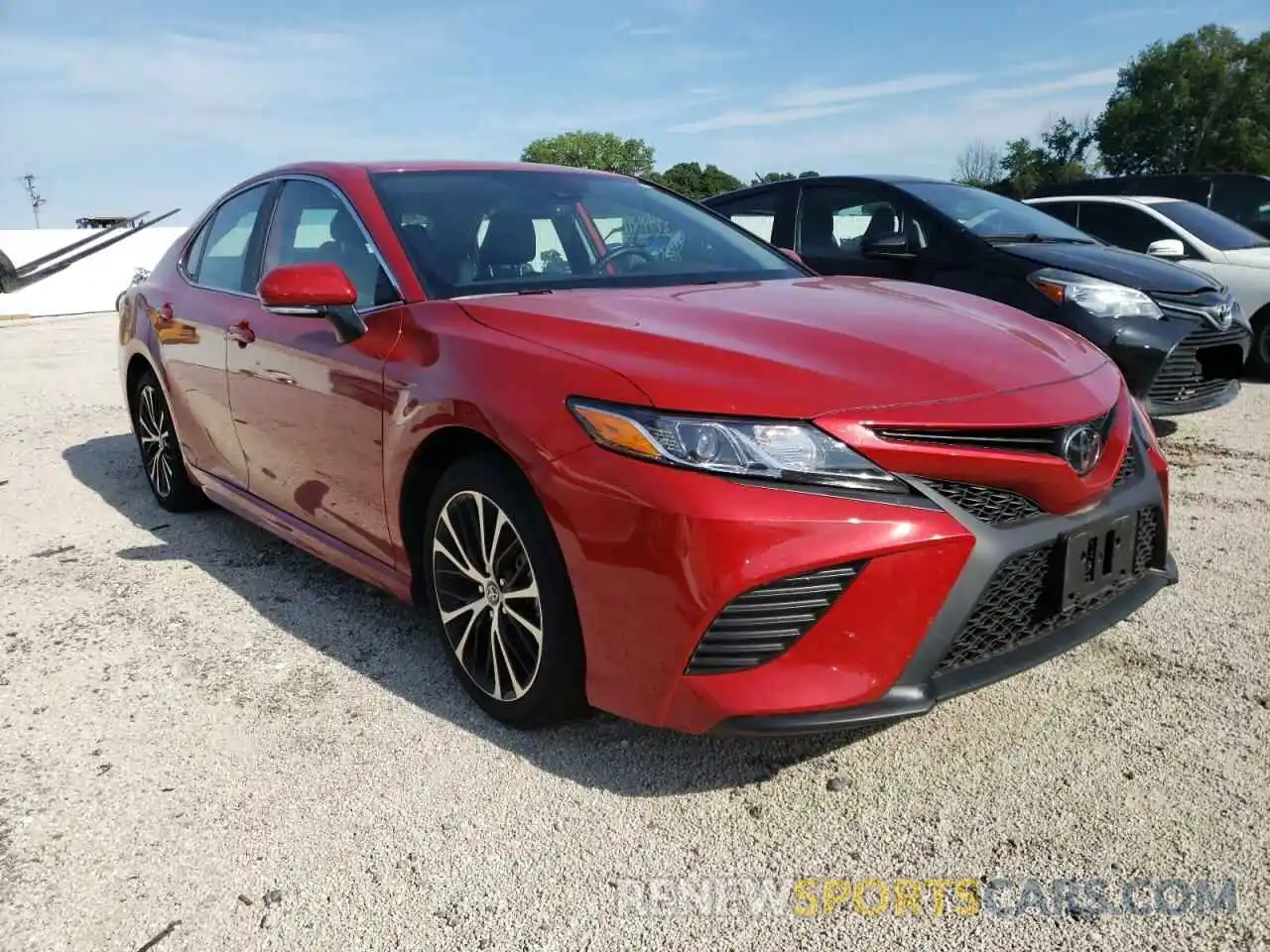 1 Photograph of a damaged car 4T1J11AK7LU314650 TOYOTA CAMRY 2020