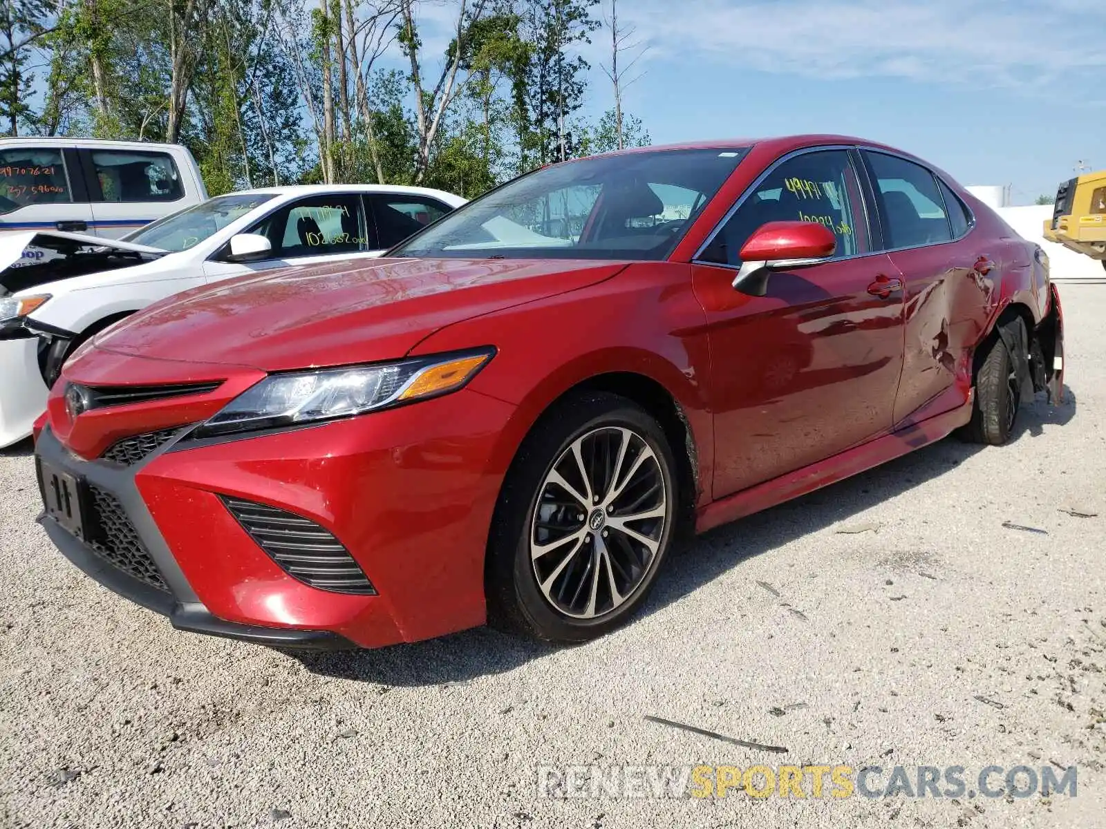 2 Photograph of a damaged car 4T1J11AK7LU314650 TOYOTA CAMRY 2020