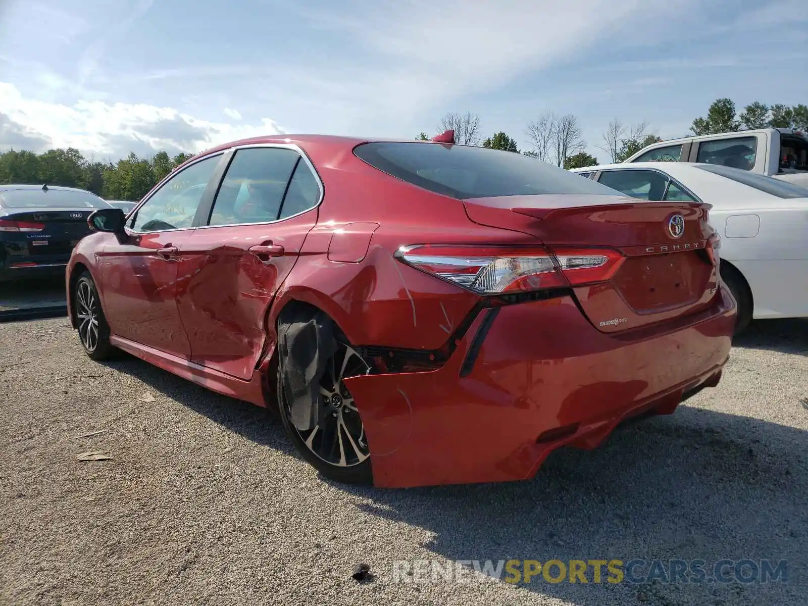 3 Photograph of a damaged car 4T1J11AK7LU314650 TOYOTA CAMRY 2020