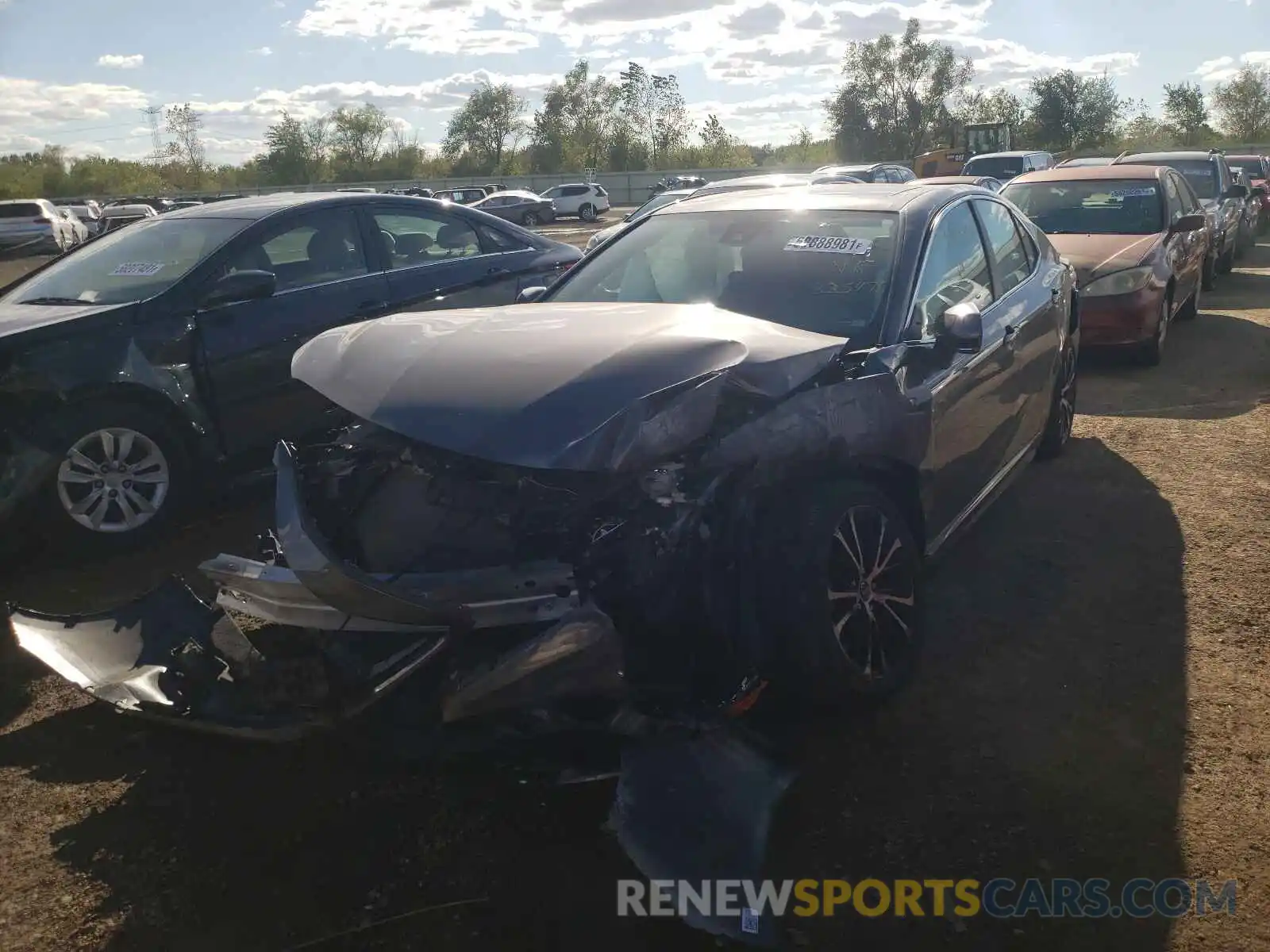 2 Photograph of a damaged car 4T1J11AK7LU335496 TOYOTA CAMRY 2020