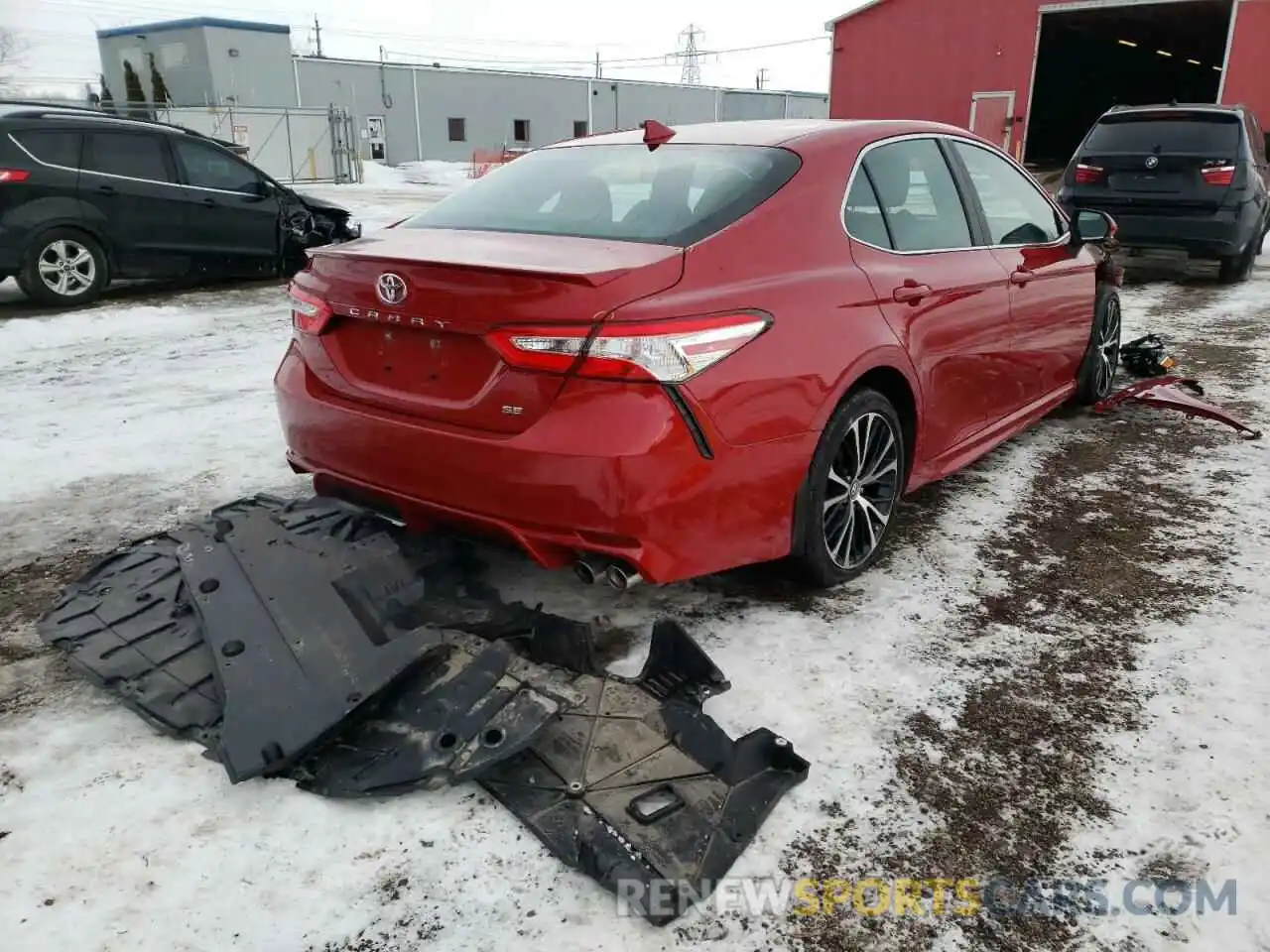 4 Photograph of a damaged car 4T1J11AK7LU354193 TOYOTA CAMRY 2020