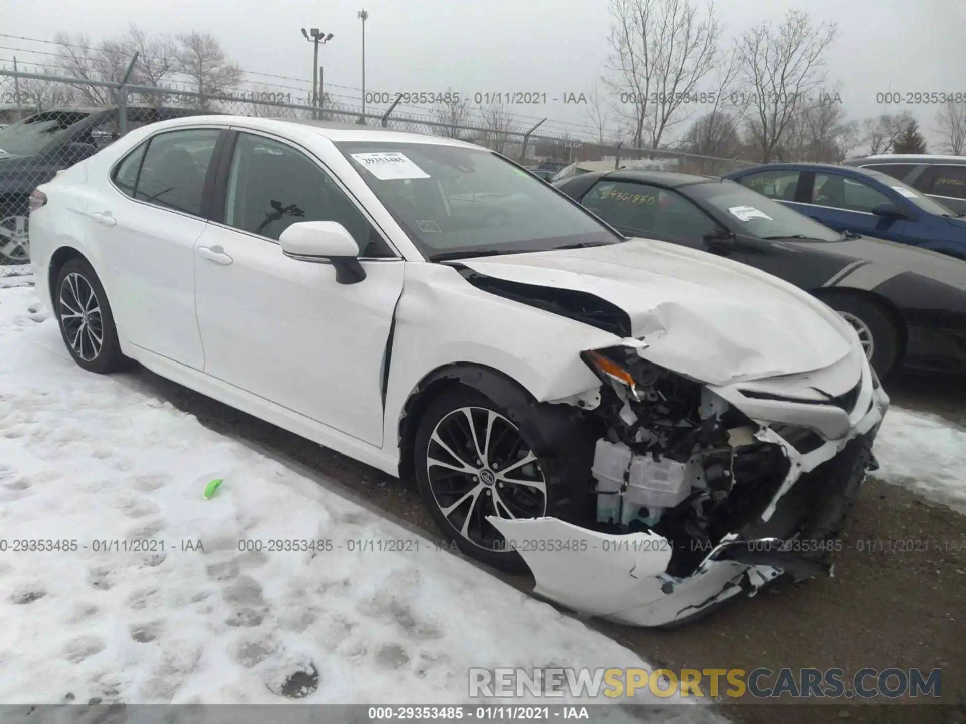 1 Photograph of a damaged car 4T1J11AK7LU887435 TOYOTA CAMRY 2020