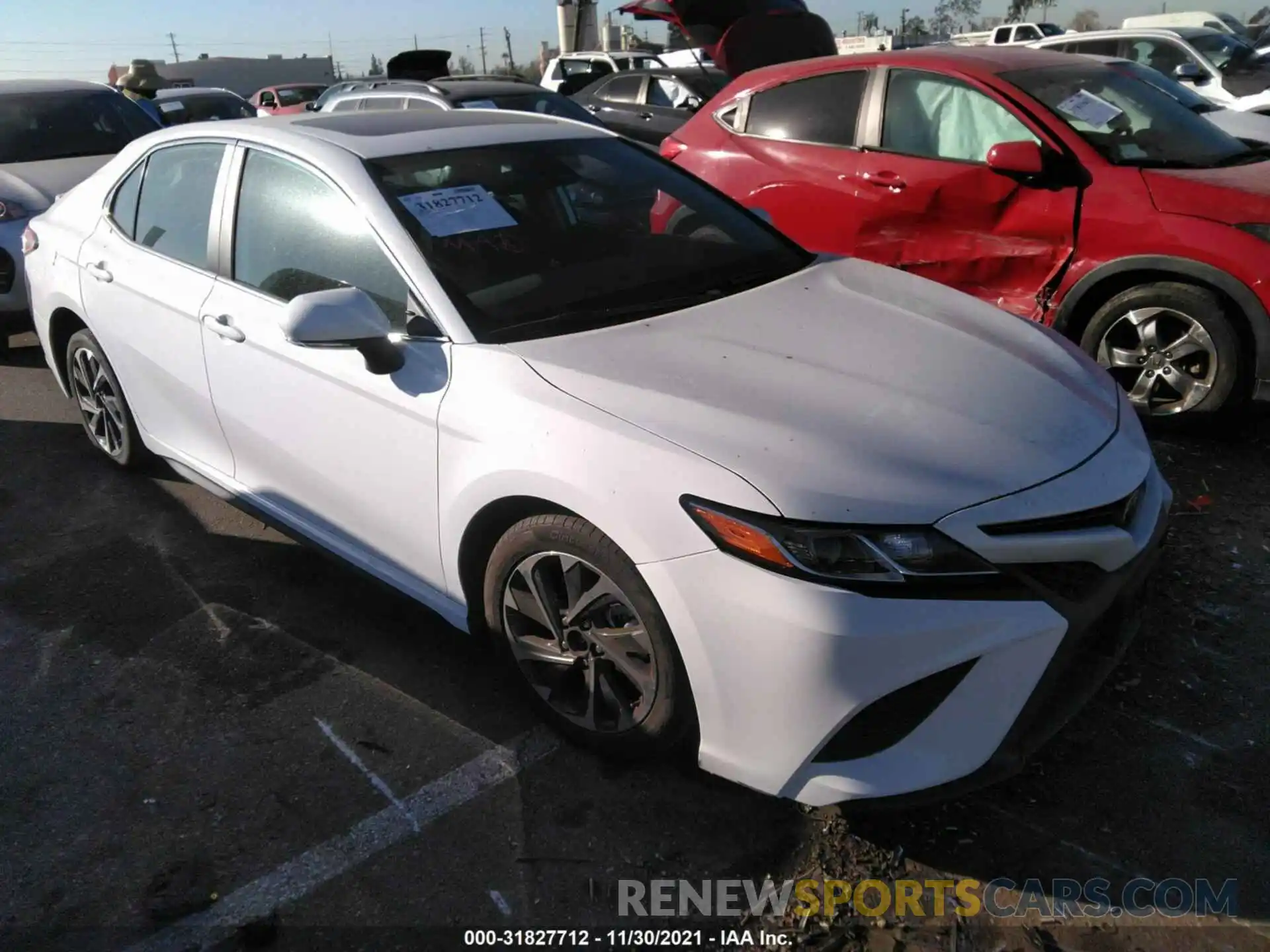 1 Photograph of a damaged car 4T1J11AK8LU924959 TOYOTA CAMRY 2020