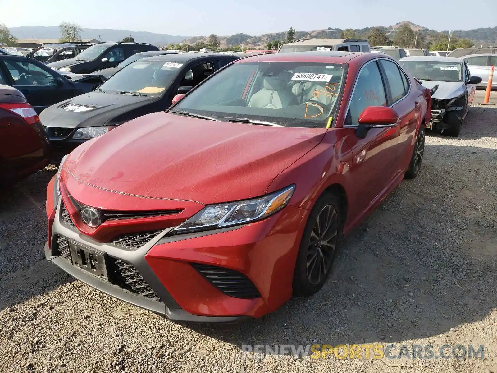 2 Photograph of a damaged car 4T1J11AK9LU317484 TOYOTA CAMRY 2020