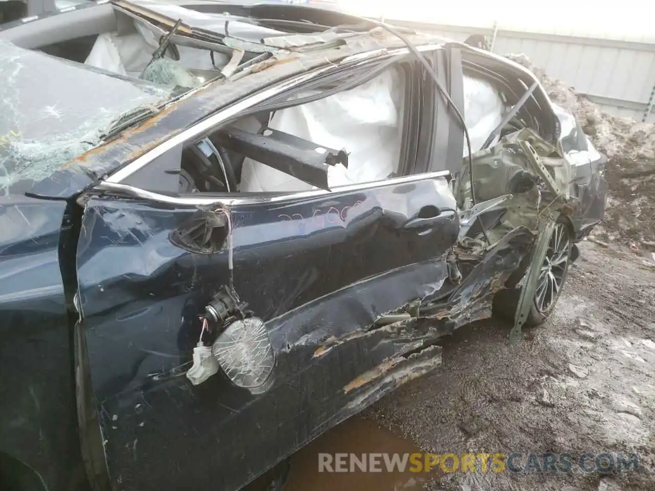 10 Photograph of a damaged car 4T1J11AK9LU891244 TOYOTA CAMRY 2020