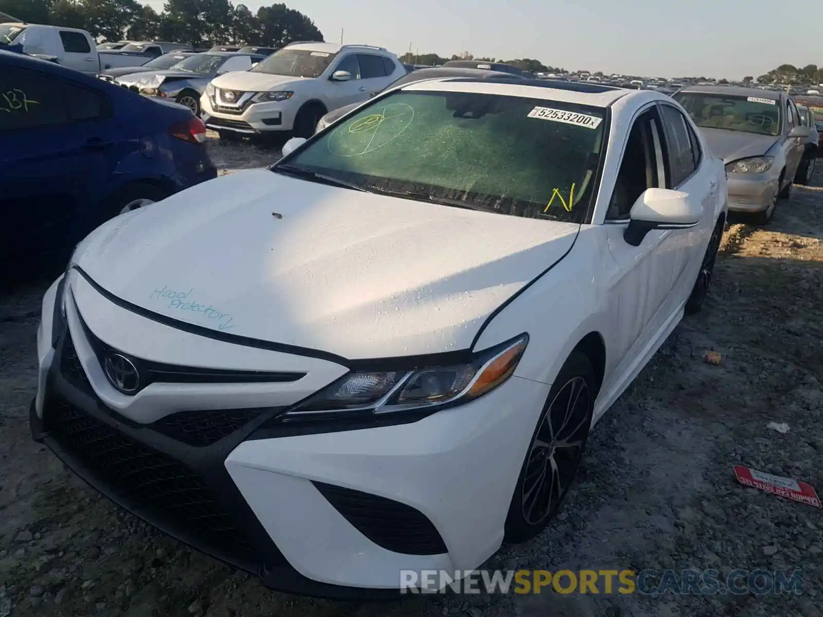 2 Photograph of a damaged car 4T1J11AK9LU970851 TOYOTA CAMRY 2020