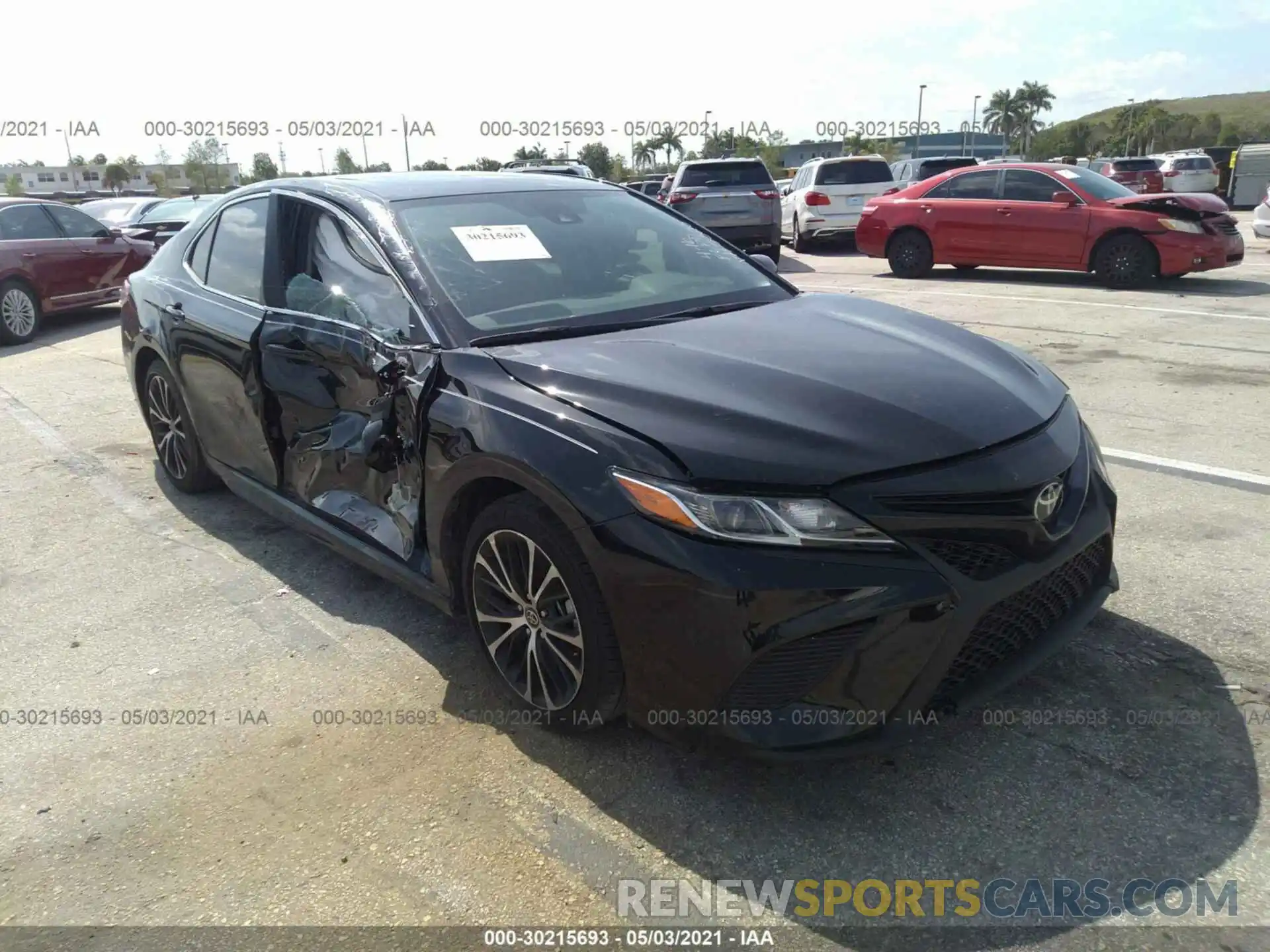 6 Photograph of a damaged car 4T1J11AK9LU985320 TOYOTA CAMRY 2020