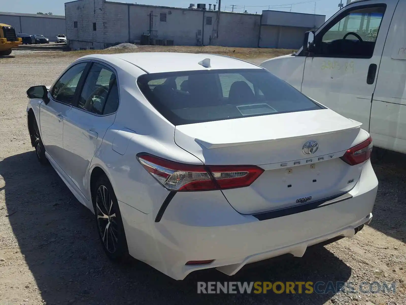 3 Photograph of a damaged car 4T1J11AKXLU302119 TOYOTA CAMRY 2020