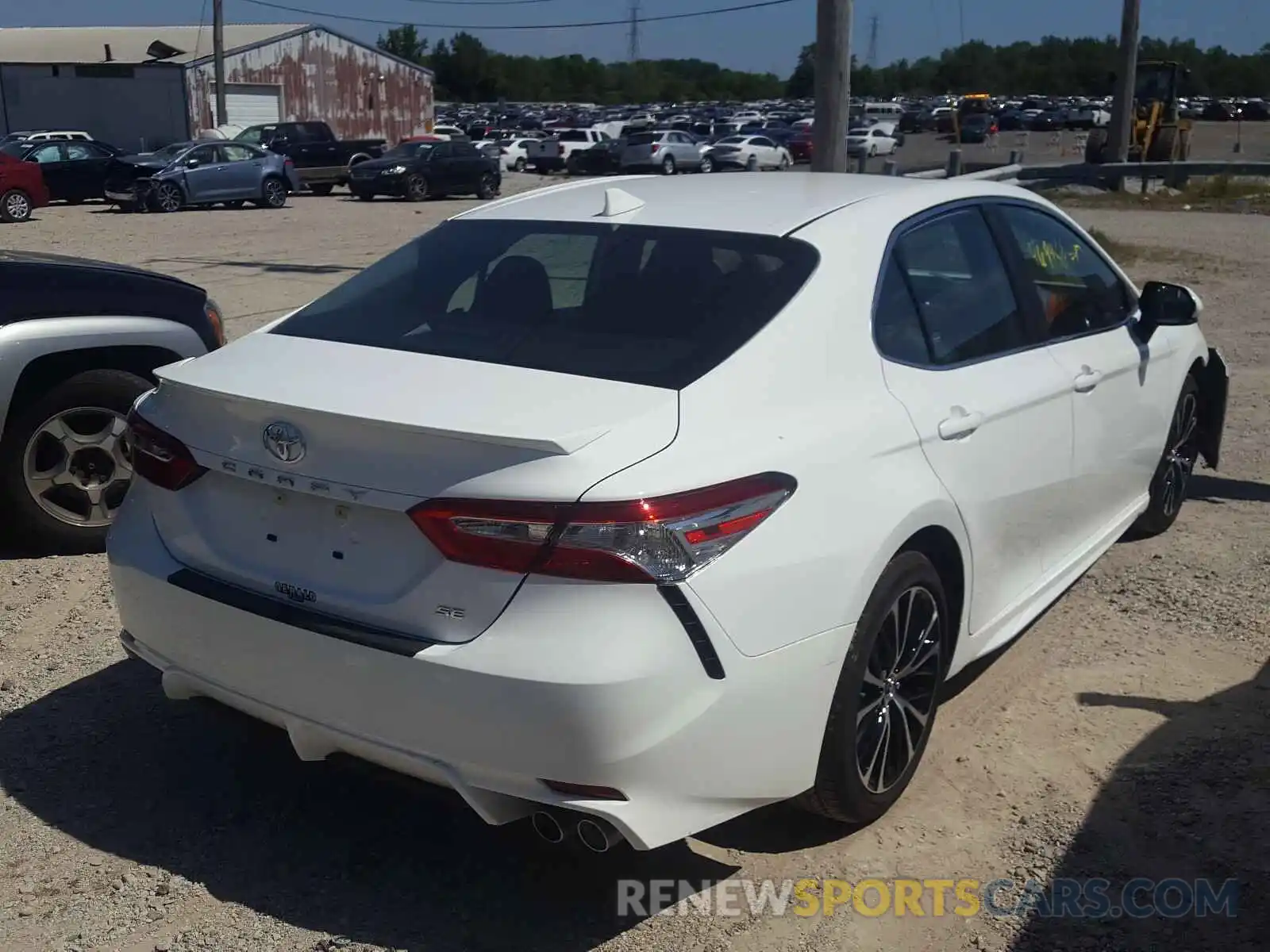 4 Photograph of a damaged car 4T1J11AKXLU302119 TOYOTA CAMRY 2020