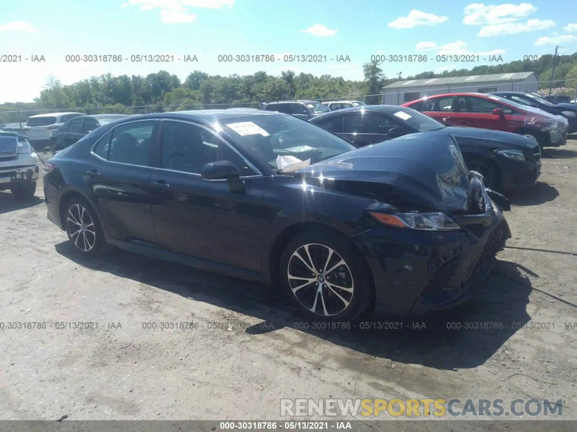 1 Photograph of a damaged car 4T1J11AKXLU879961 TOYOTA CAMRY 2020