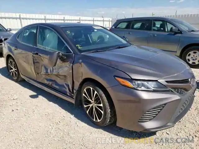 1 Photograph of a damaged car 4T1J11BK1LU002998 TOYOTA CAMRY 2020