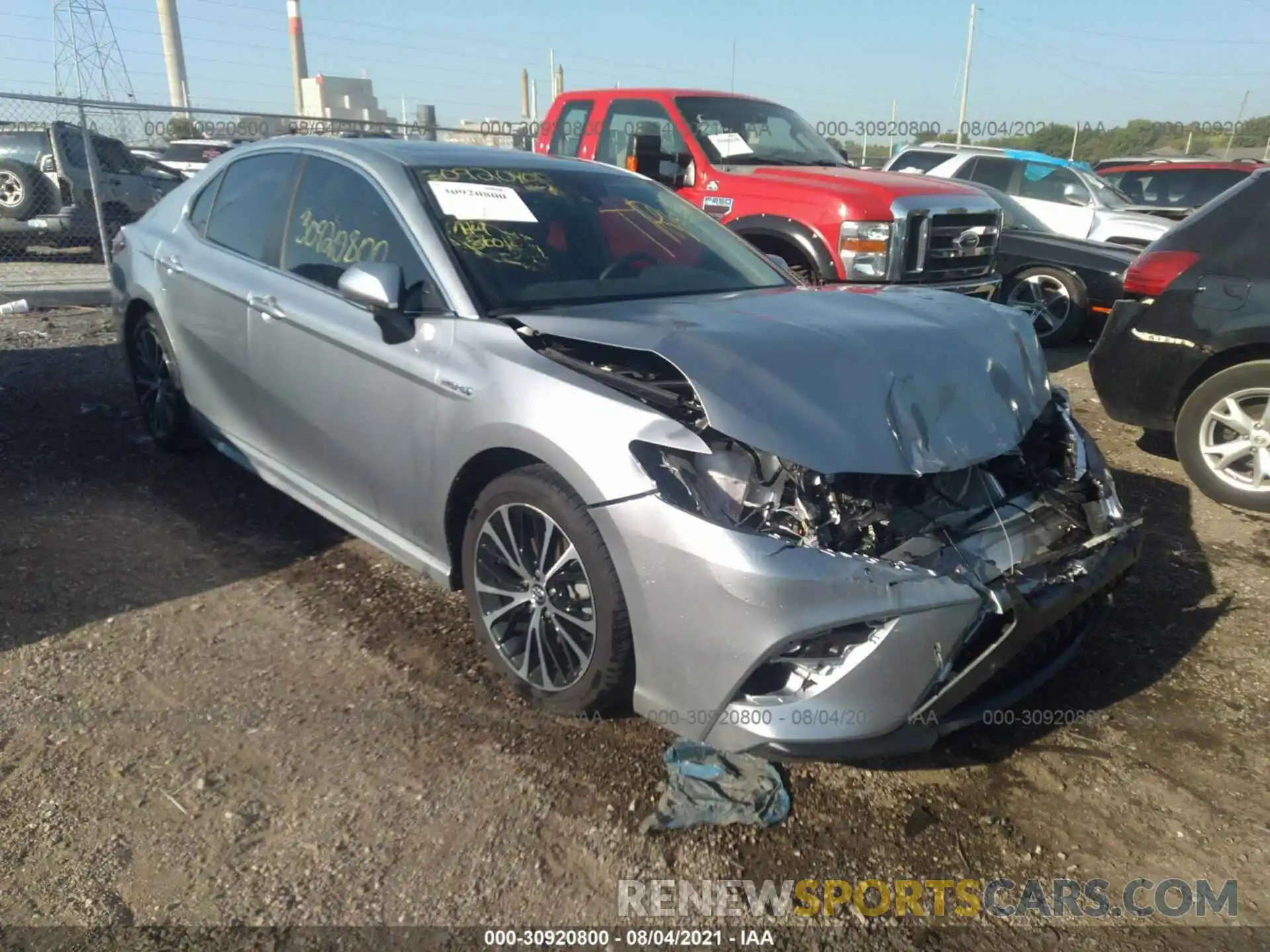 1 Photograph of a damaged car 4T1J31AK0LU519298 TOYOTA CAMRY 2020