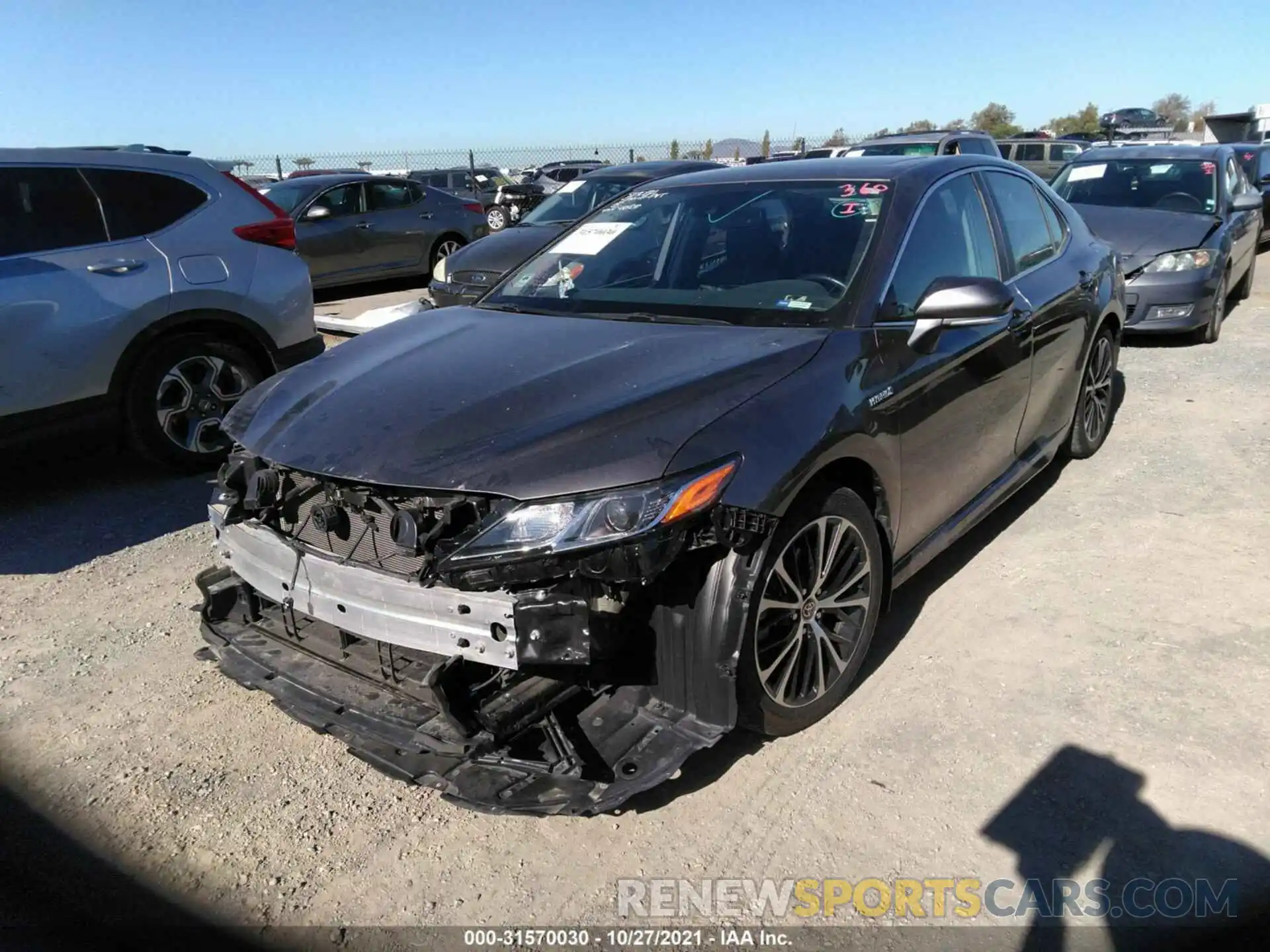 2 Photograph of a damaged car 4T1J31AK1LU014080 TOYOTA CAMRY 2020