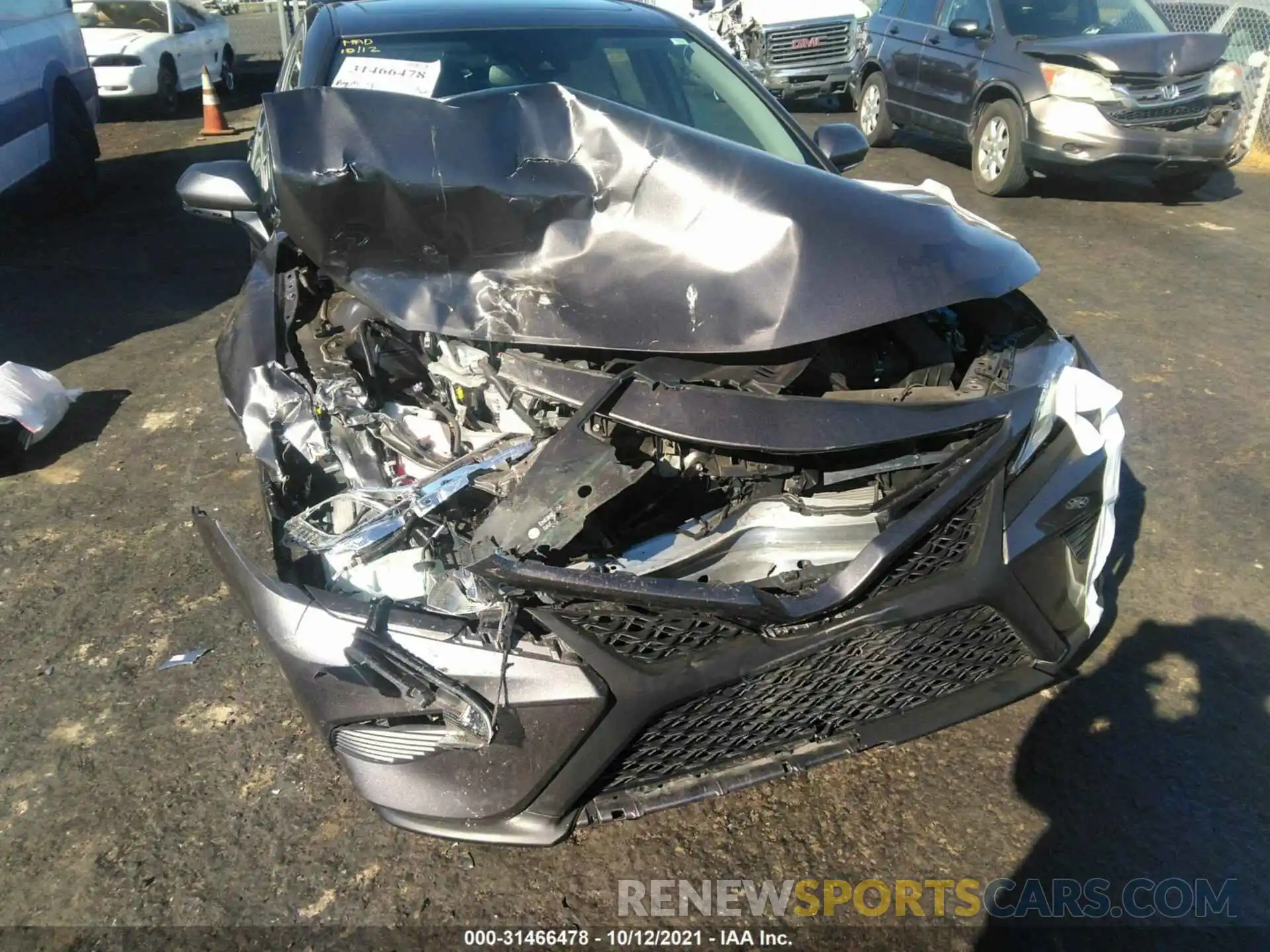 6 Photograph of a damaged car 4T1J31AK1LU015343 TOYOTA CAMRY 2020