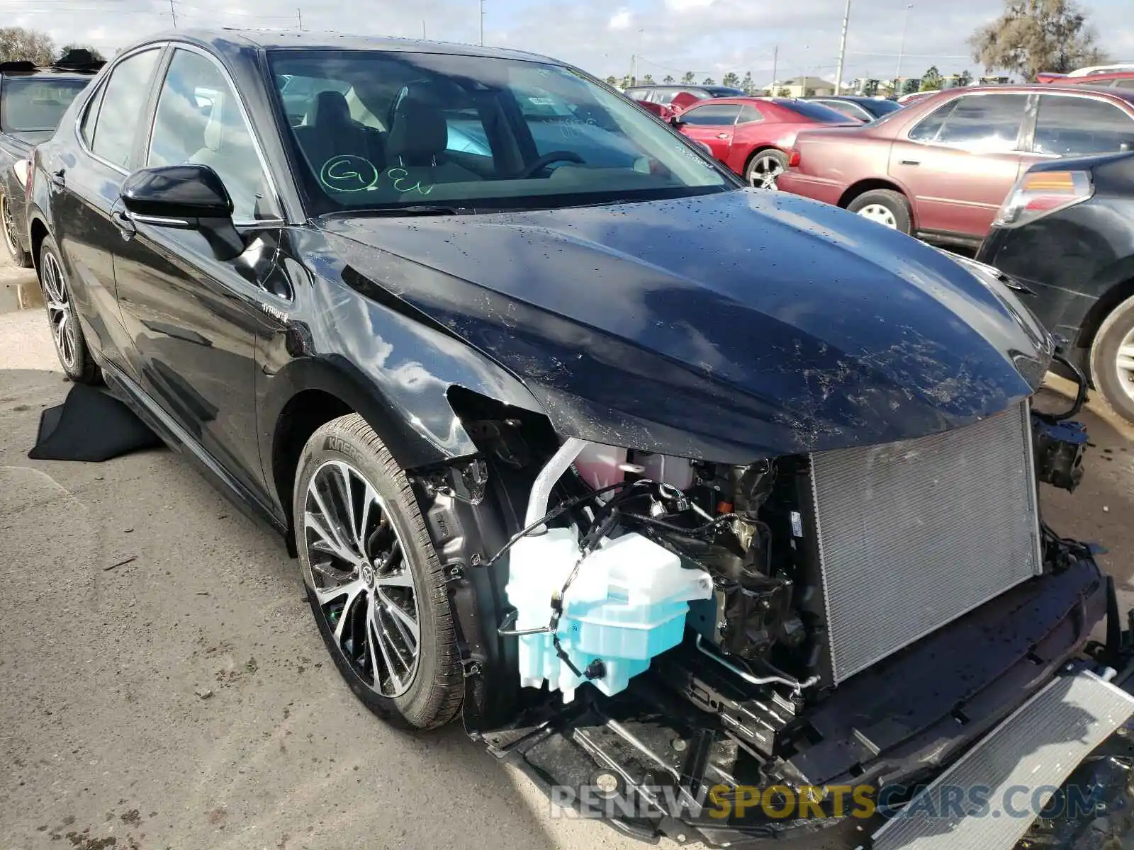 1 Photograph of a damaged car 4T1J31AK2LU545031 TOYOTA CAMRY 2020