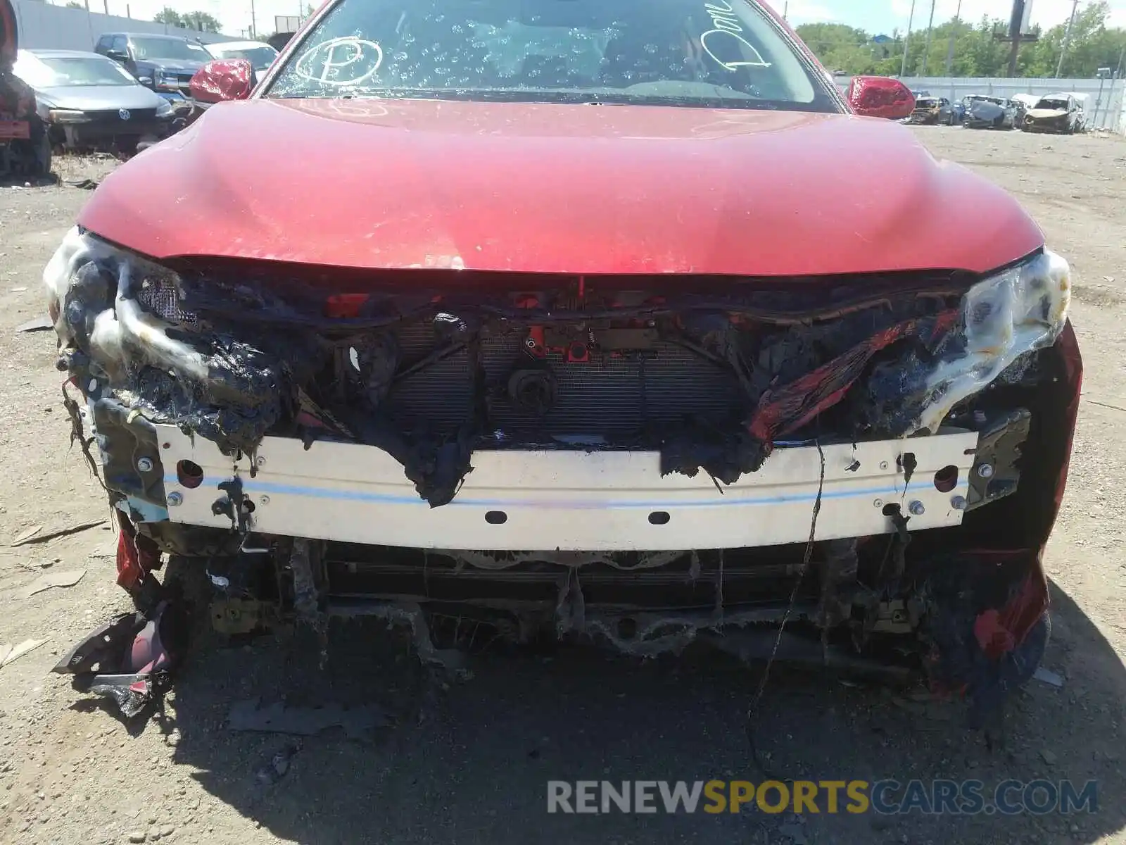 9 Photograph of a damaged car 4T1J31AK5LU009352 TOYOTA CAMRY 2020