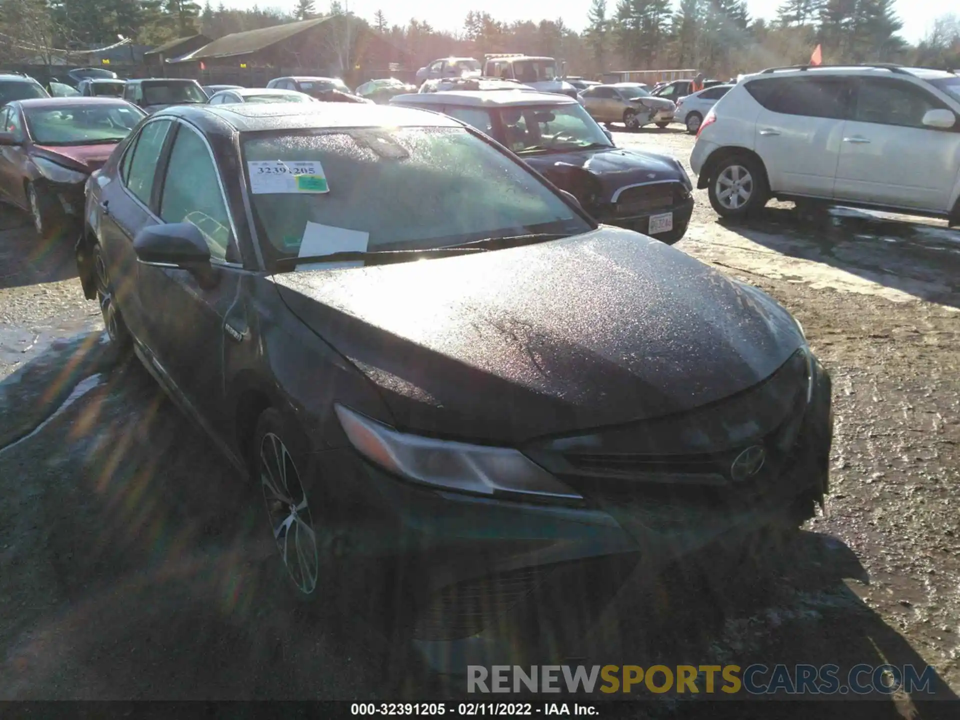 1 Photograph of a damaged car 4T1J31AK5LU531480 TOYOTA CAMRY 2020