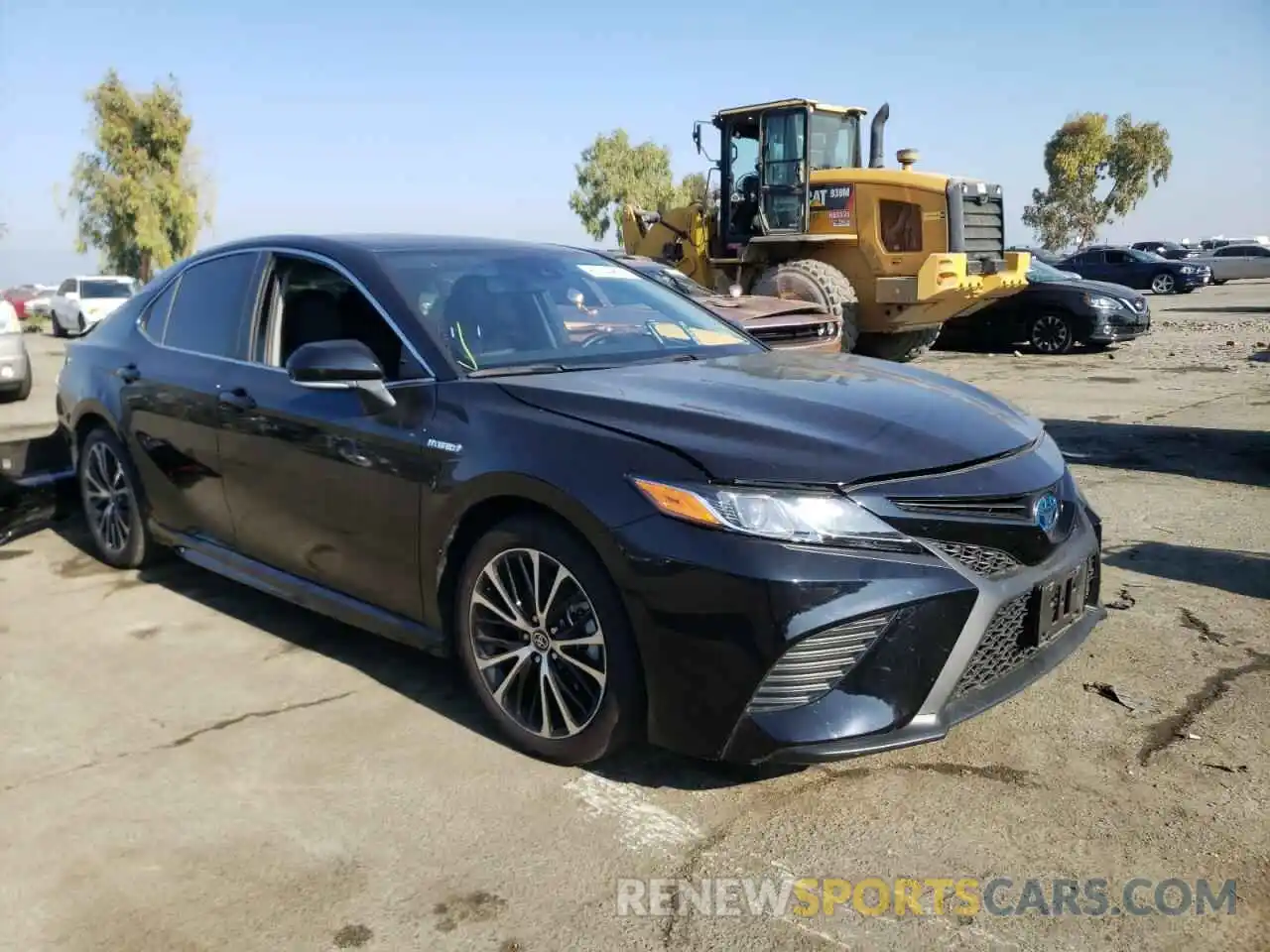 1 Photograph of a damaged car 4T1J31AK6LU534274 TOYOTA CAMRY 2020